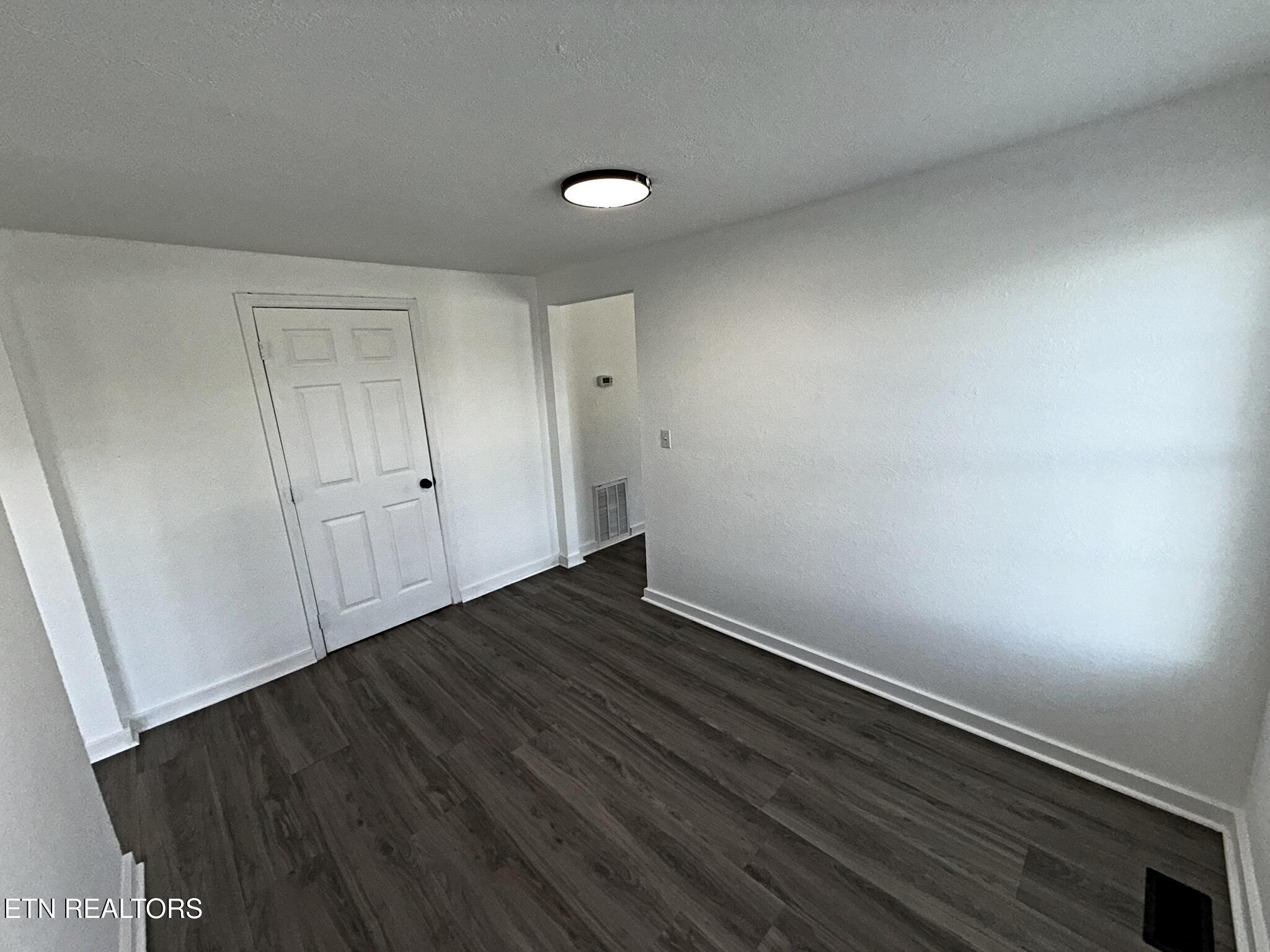 510 S Cumberland Avenue Lafollette TN 37766