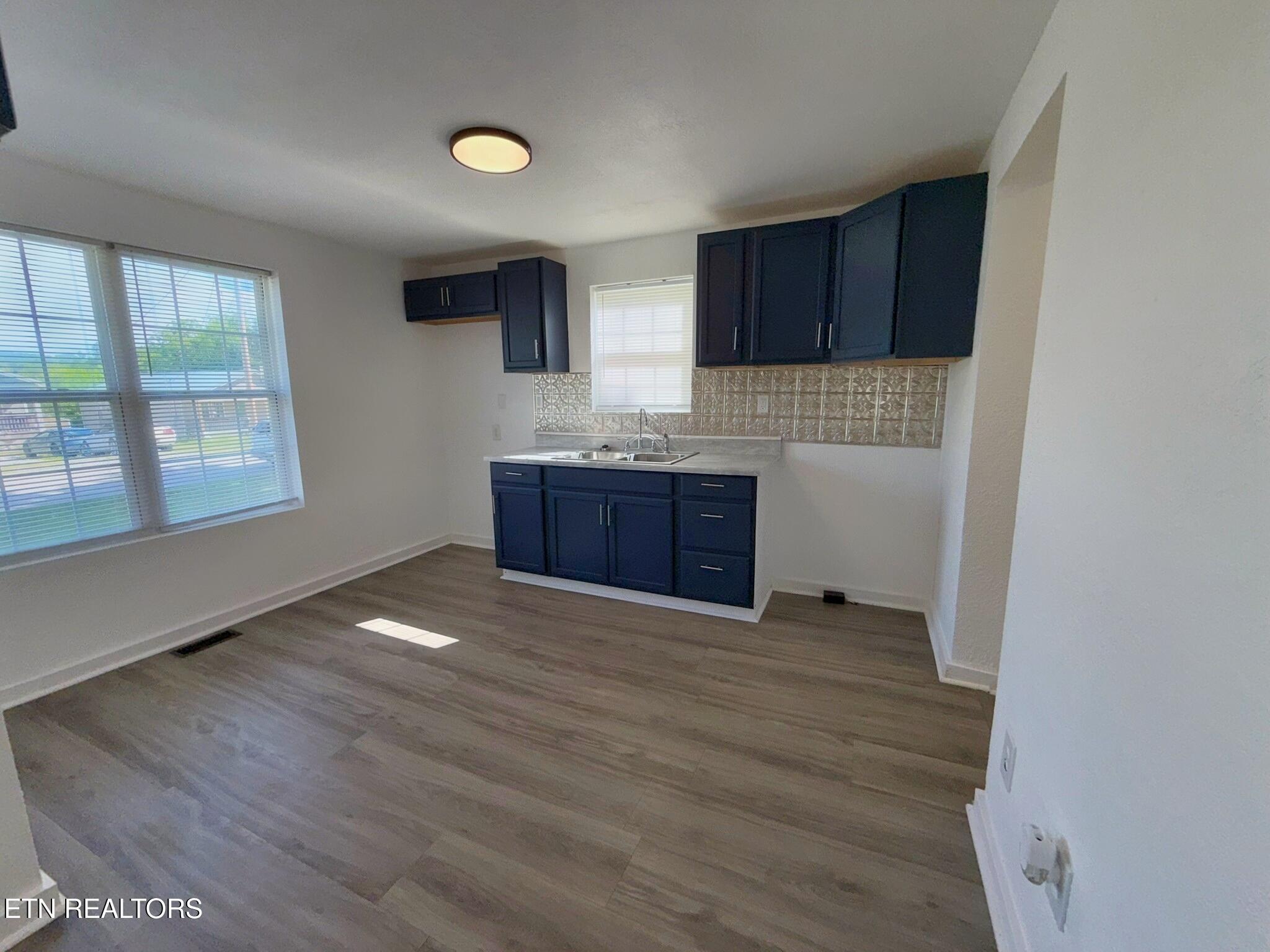 510 S Cumberland Avenue Lafollette TN 37766