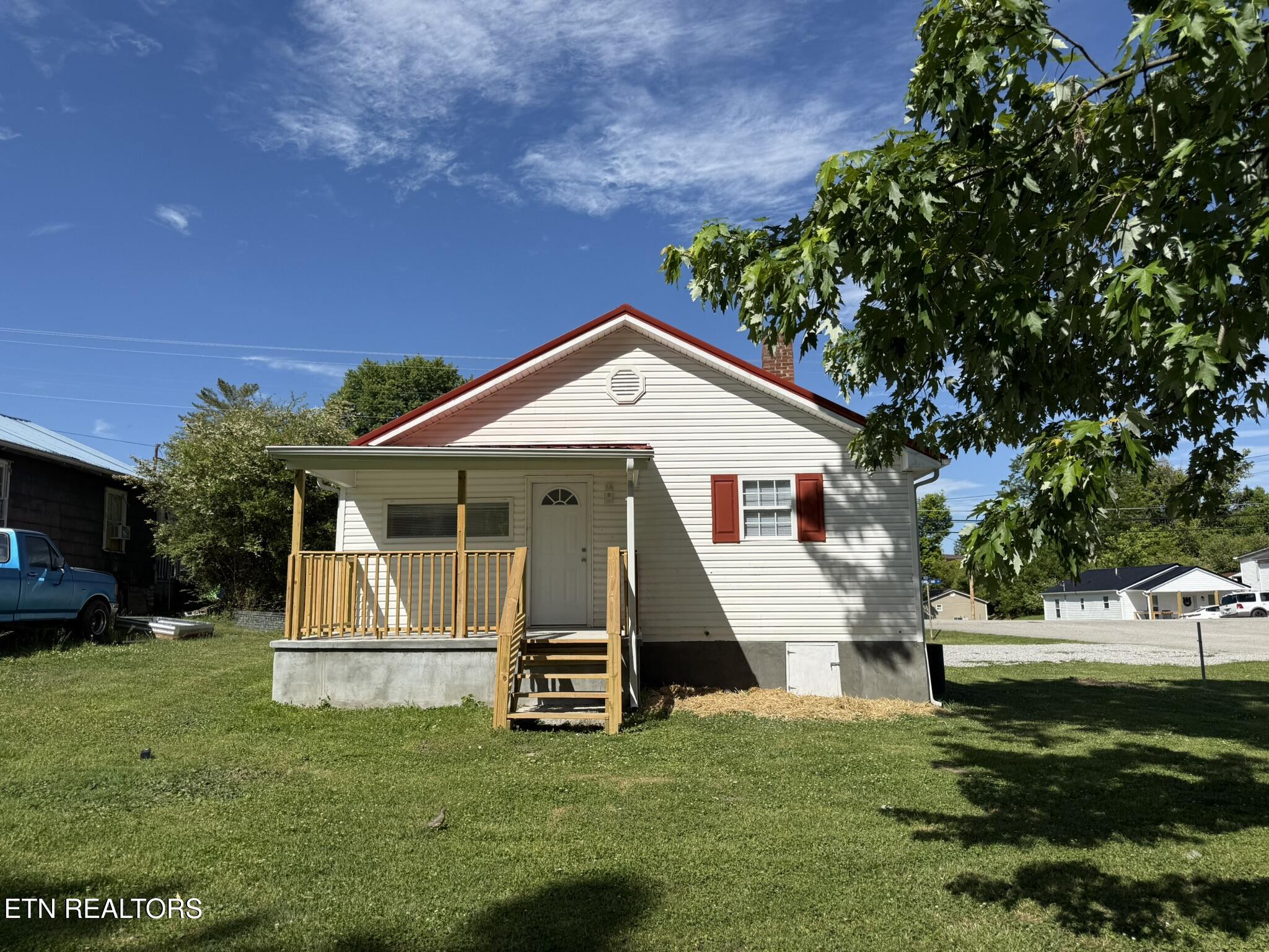 510 S Cumberland Avenue Lafollette TN 37766