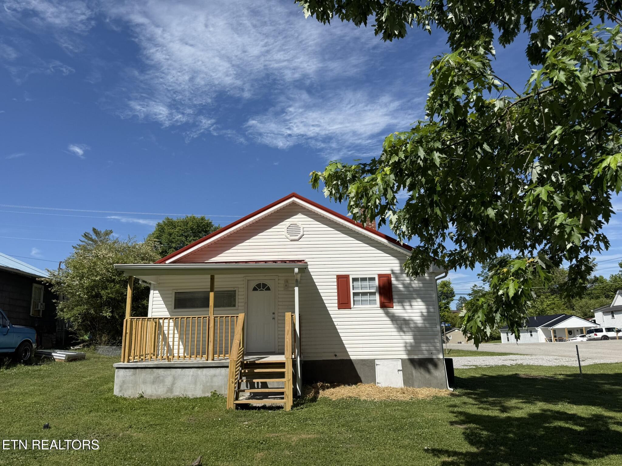 510 S Cumberland Avenue Lafollette TN 37766