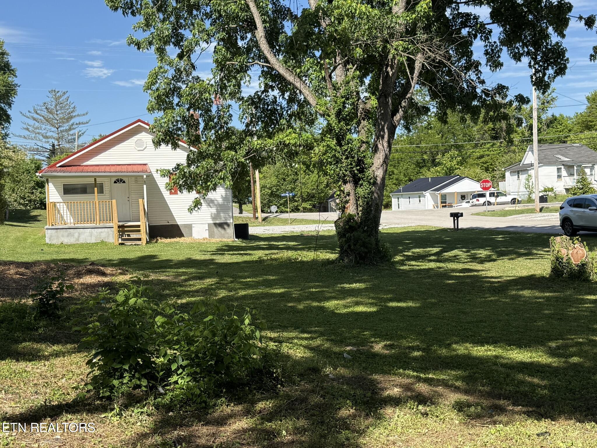 510 S Cumberland Avenue Lafollette TN 37766