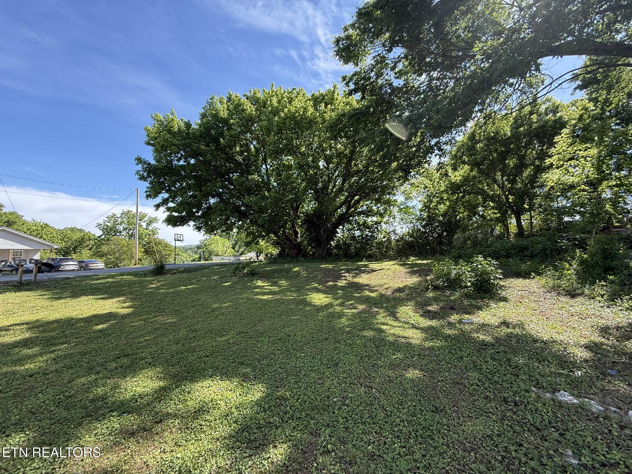510 S Cumberland Avenue Lafollette TN 37766