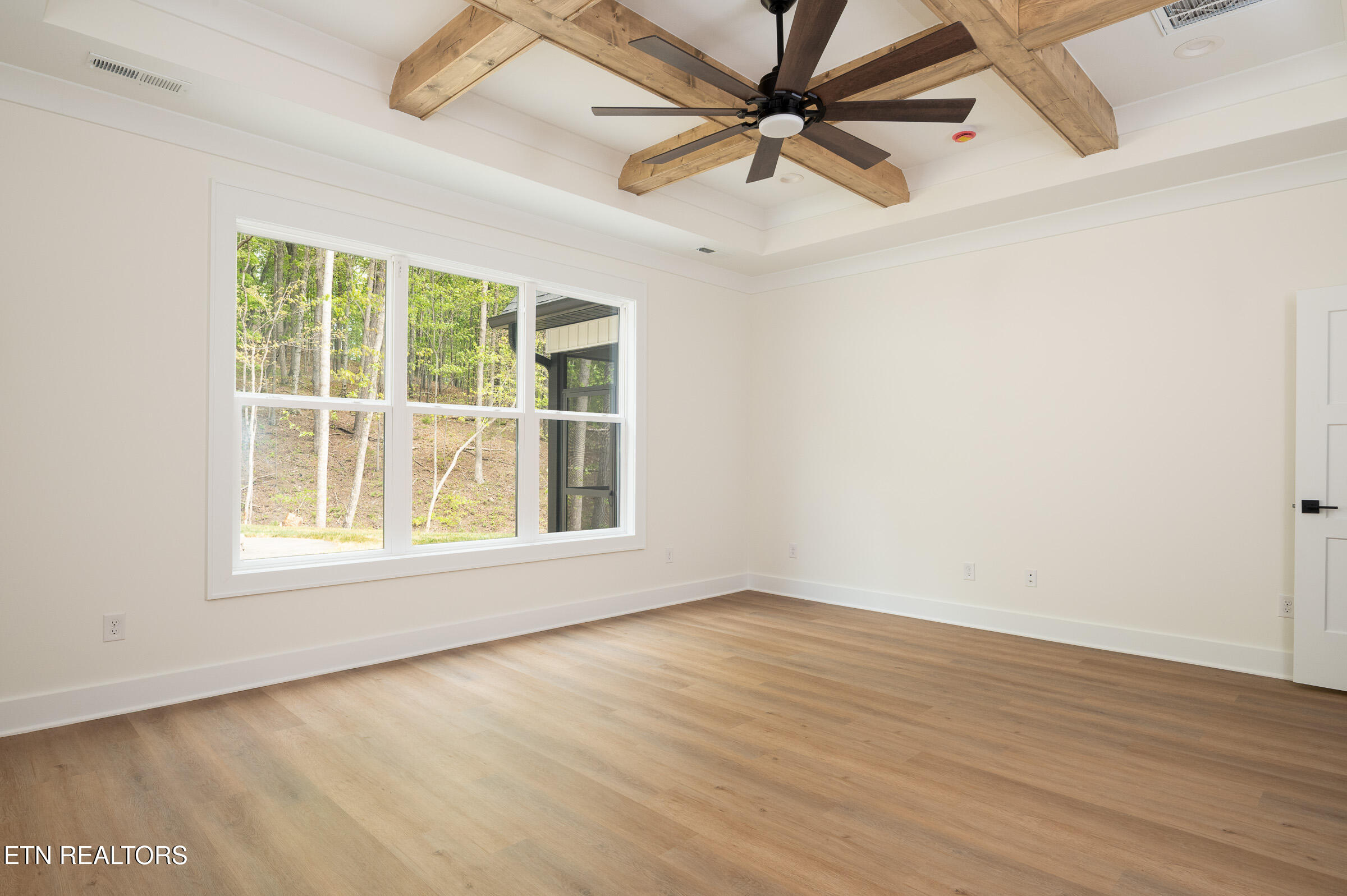 215 Wahuhu Lane Loudon TN 37774