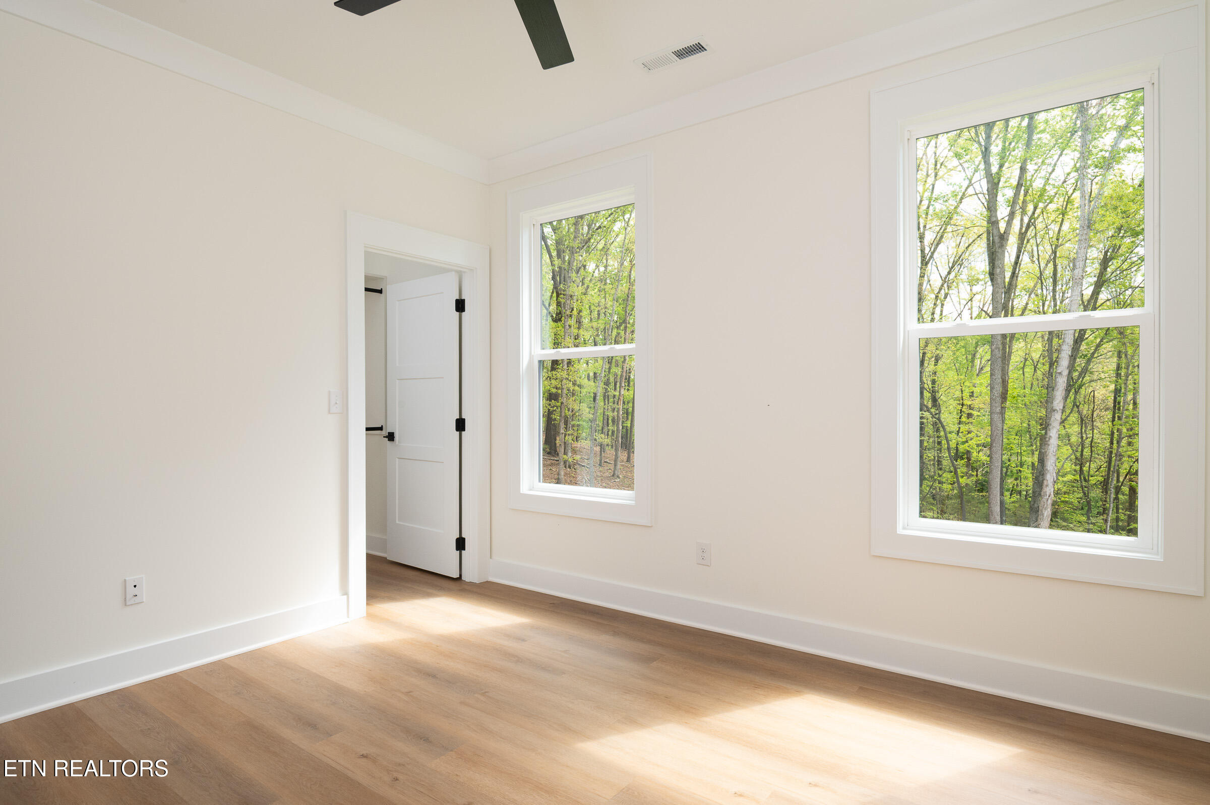 215 Wahuhu Lane Loudon TN 37774