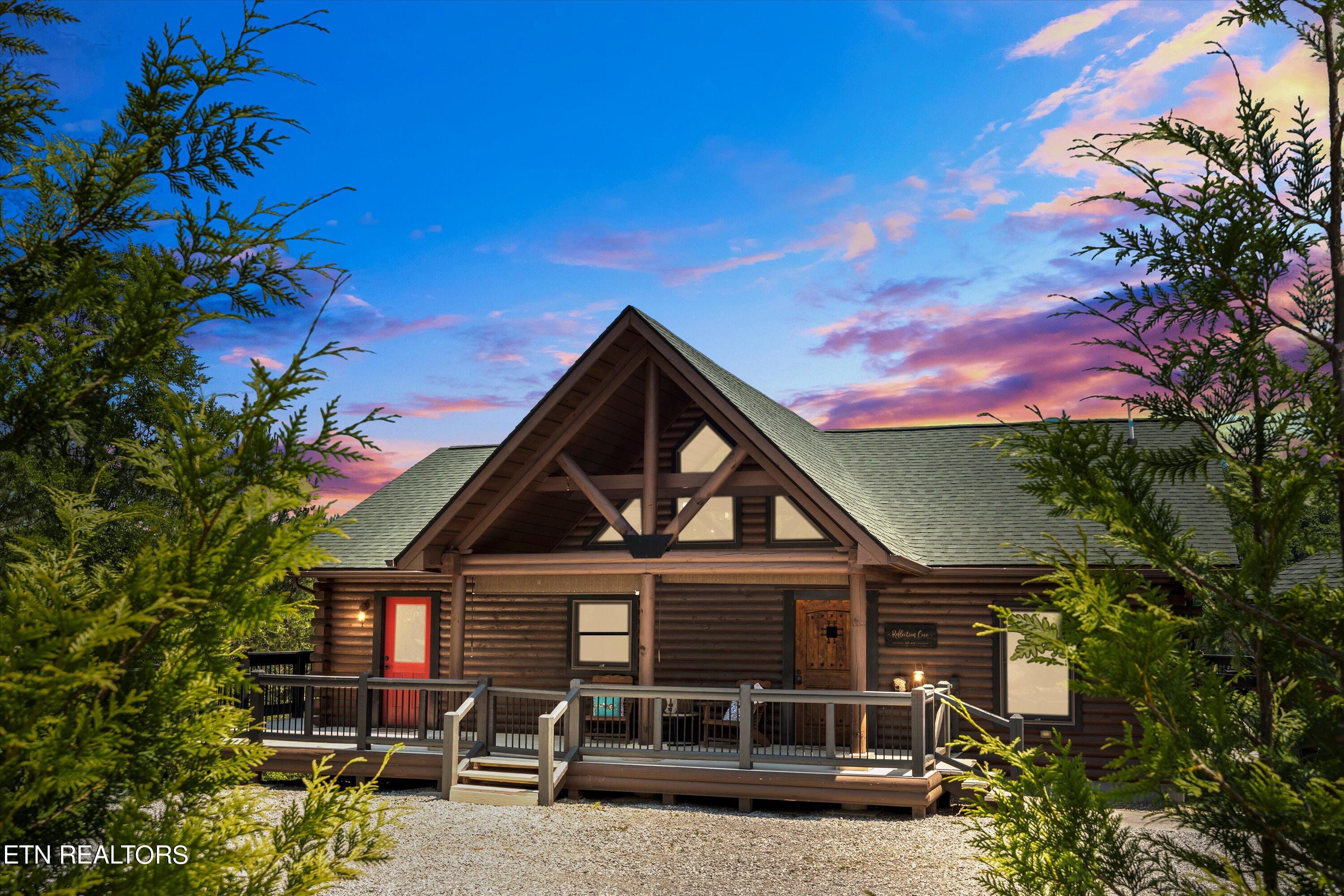 1034 Long Spur Trail Dandridge TN 37725