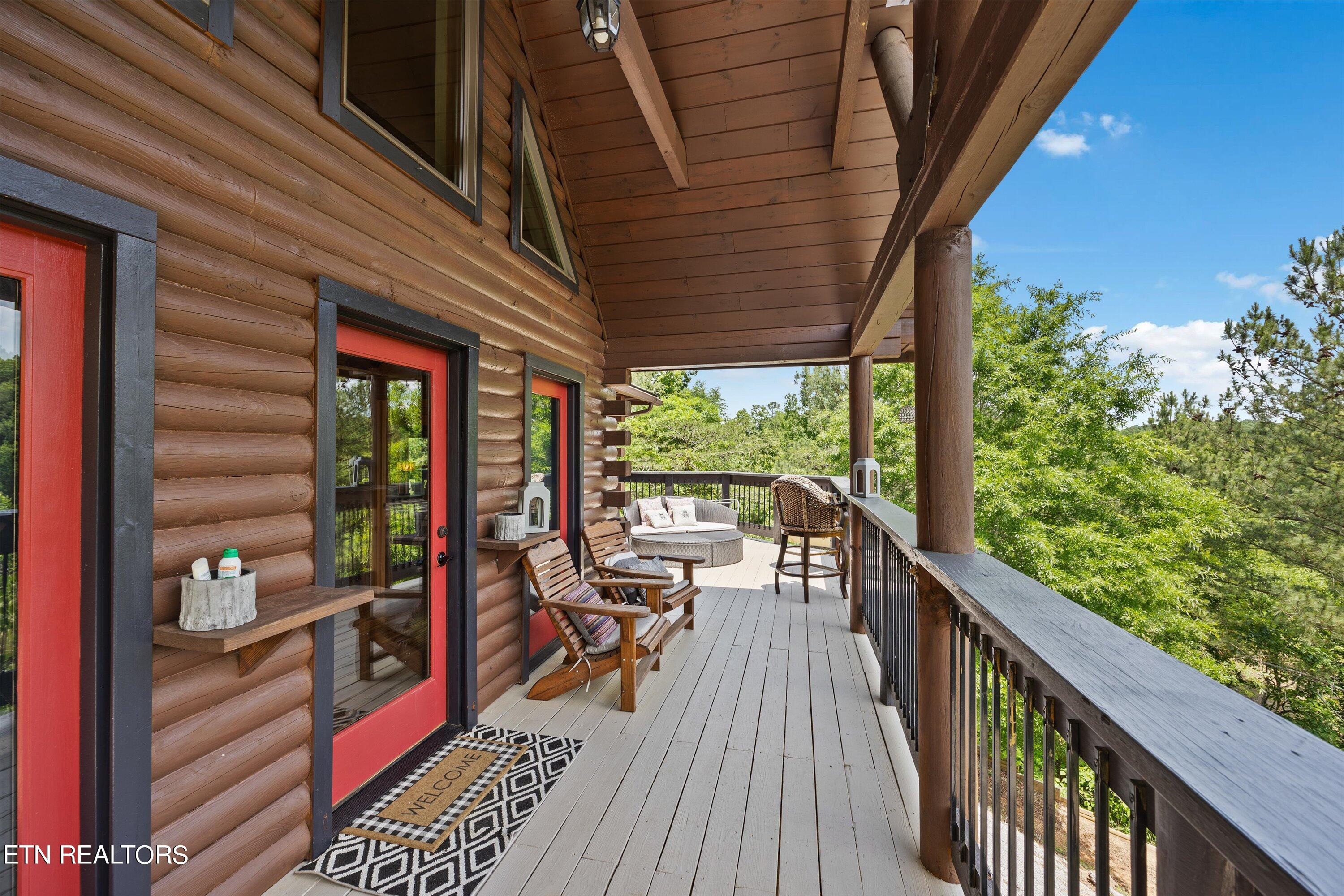 1034 Long Spur Trail Dandridge TN 37725