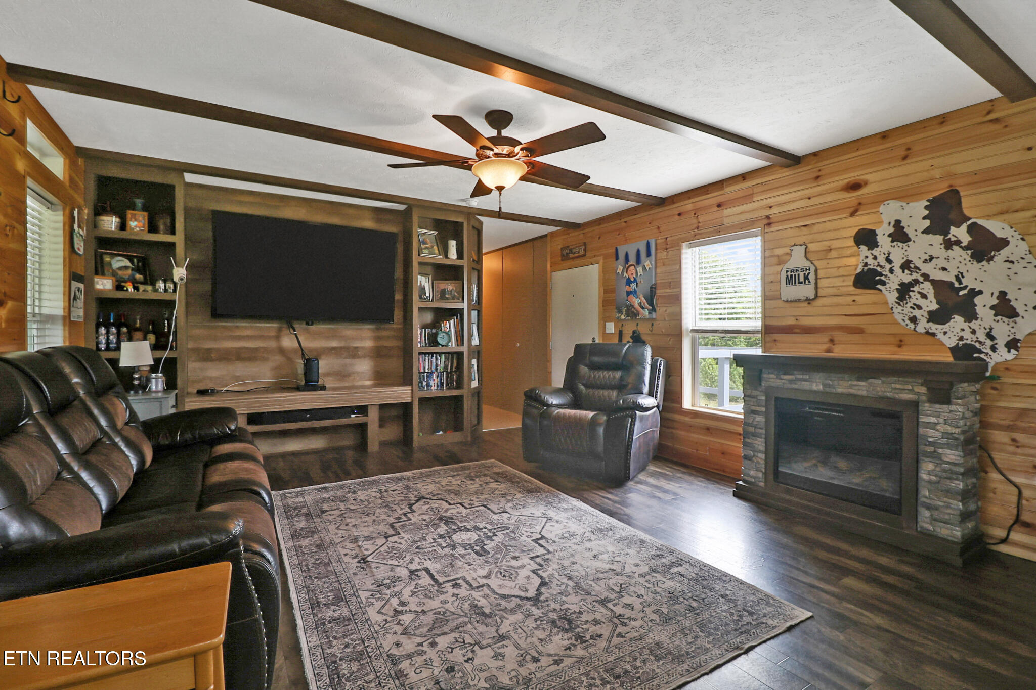 2930 Doc Loy Road Grandview TN 37337