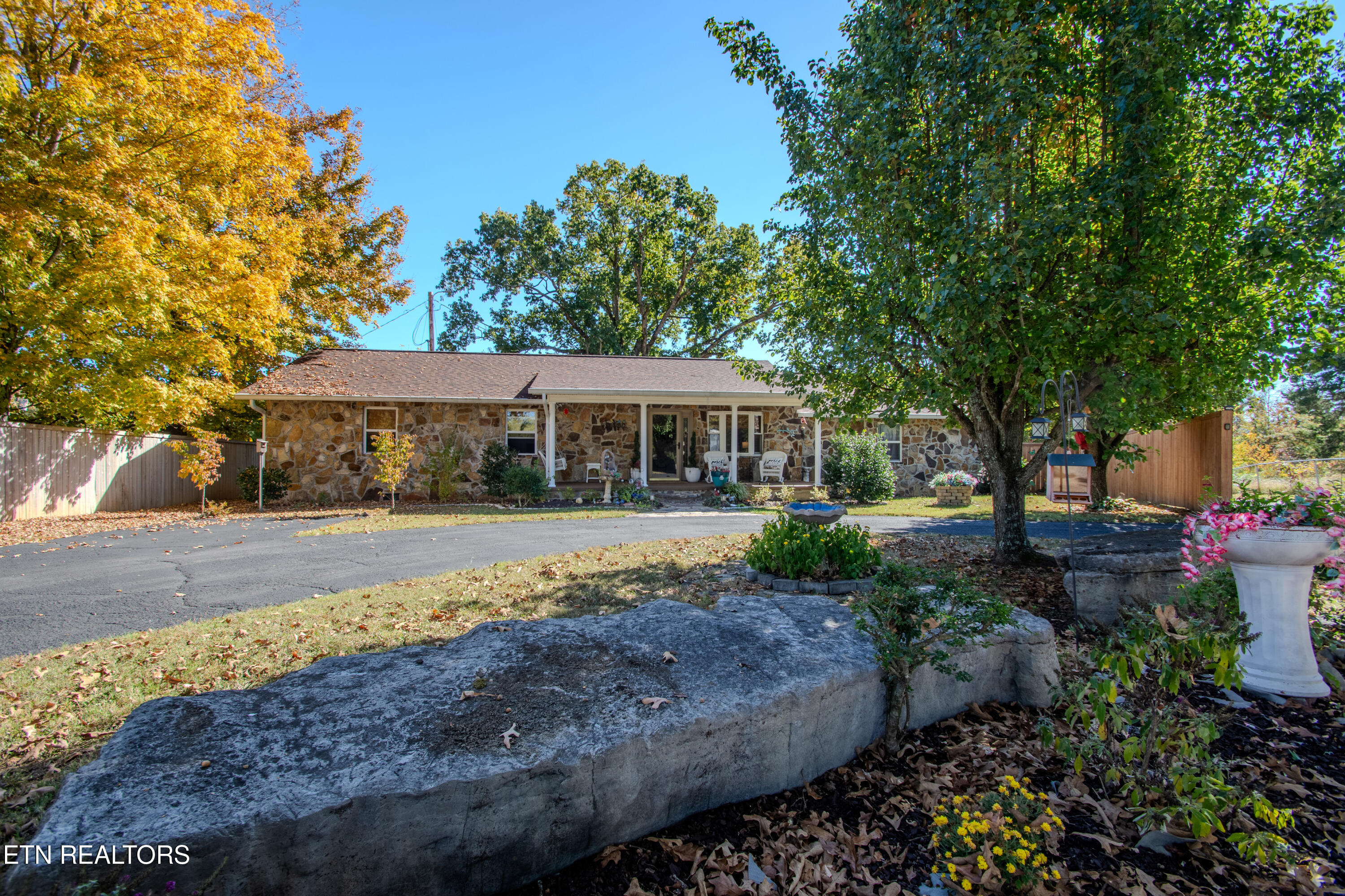 117 Harness Road New Tazewell TN 37825