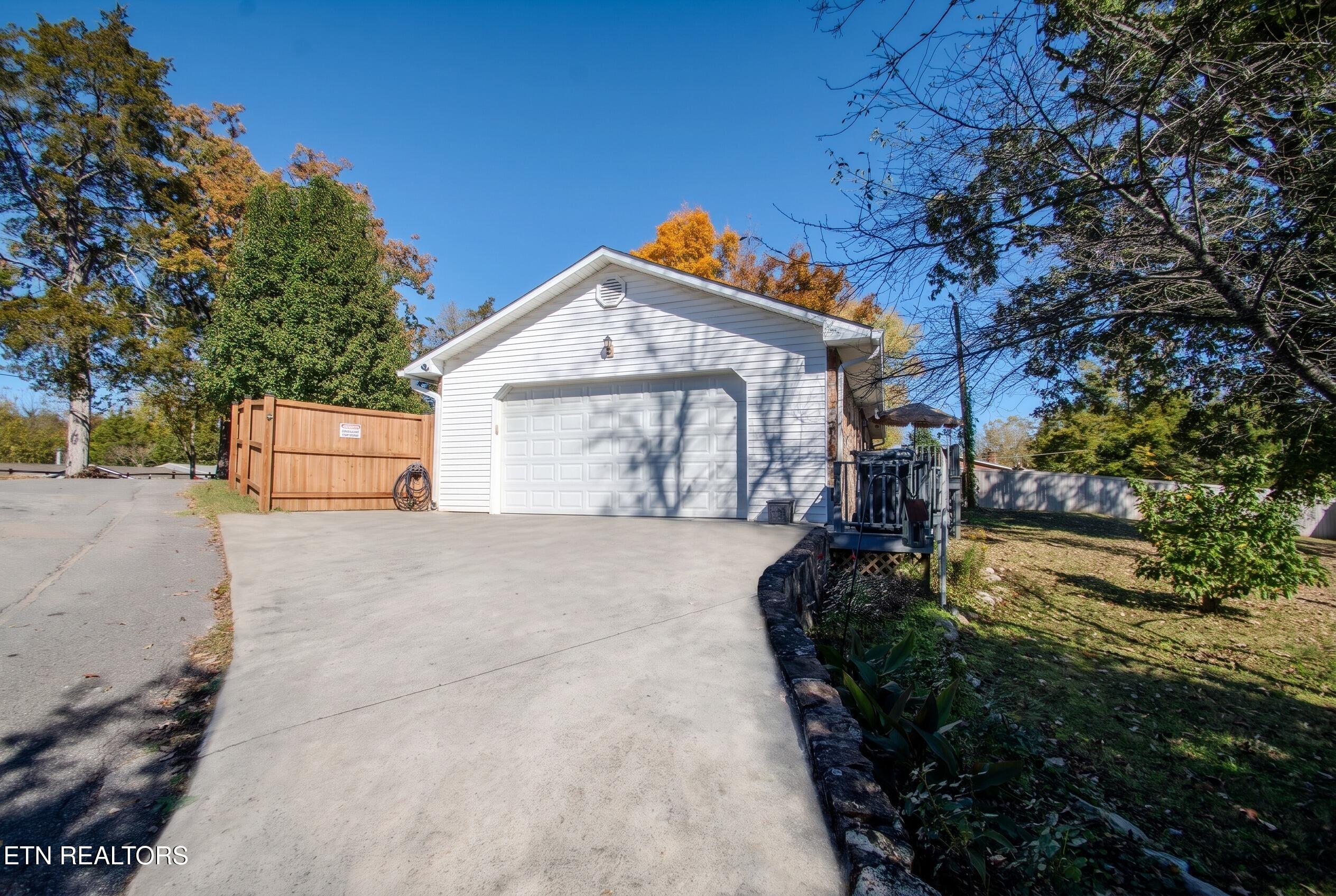 117 Harness Road New Tazewell TN 37825