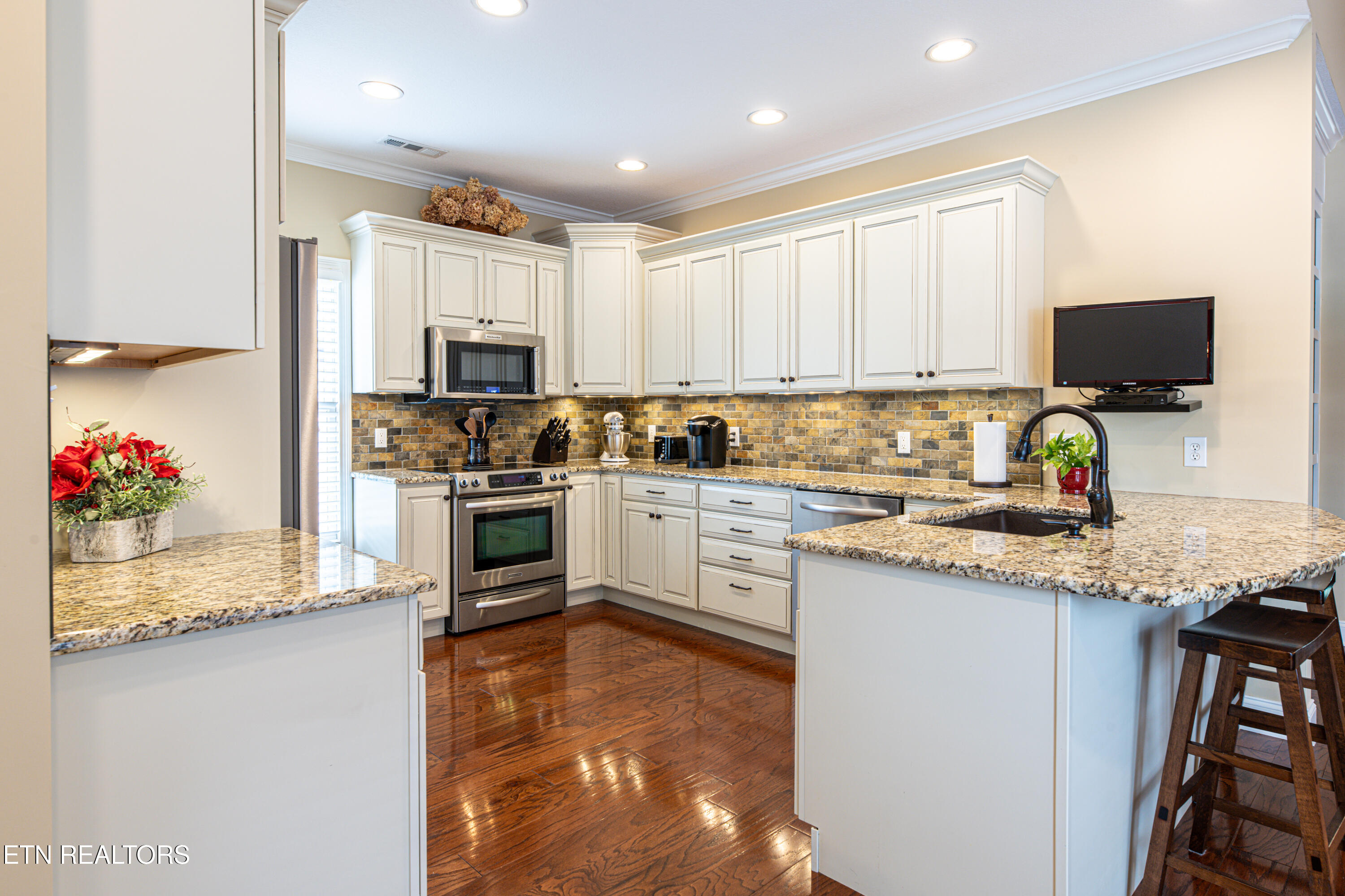 170 Valleyview Drive Lenoir City TN 37772