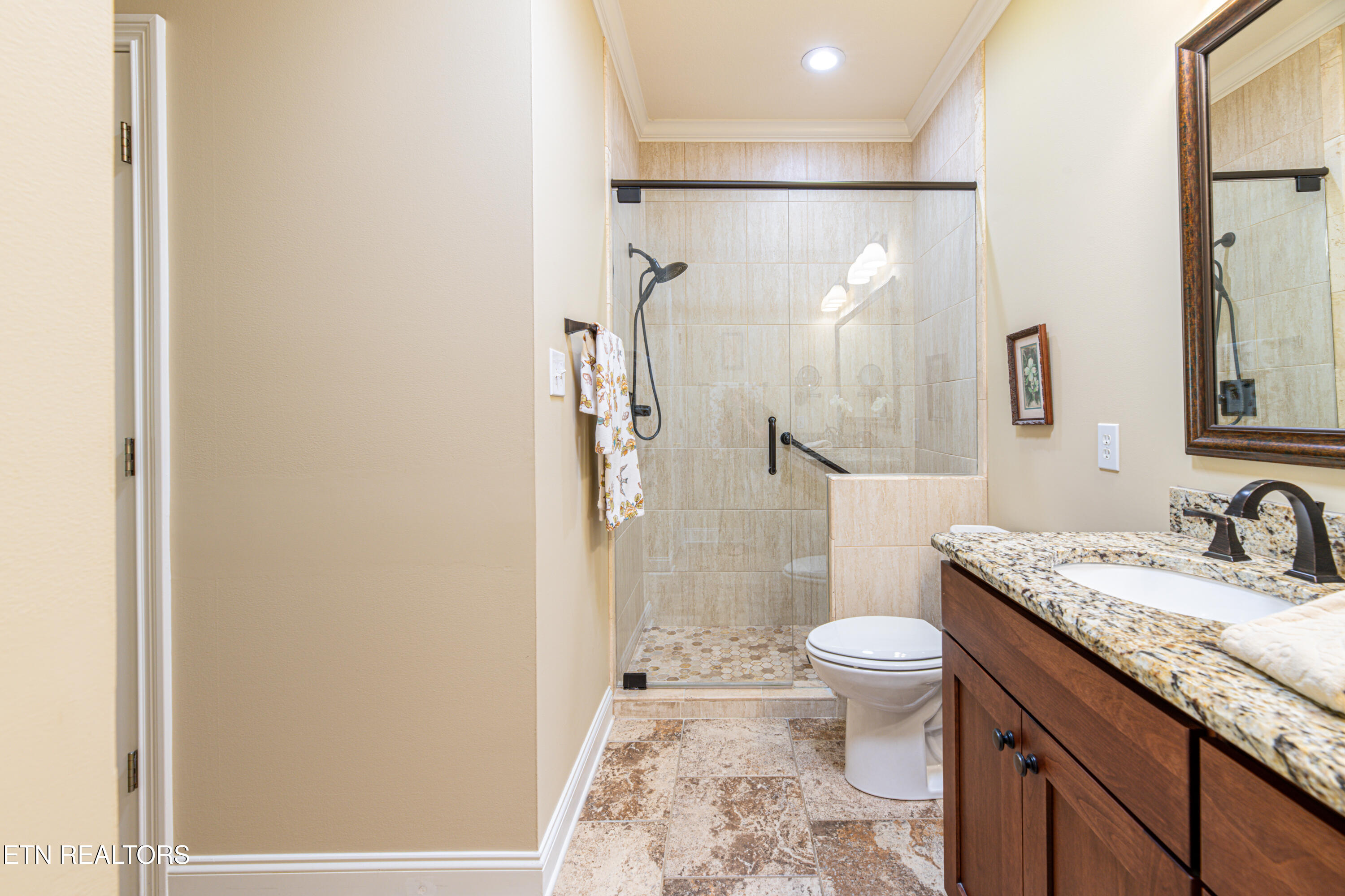 170 Valleyview Drive Lenoir City TN 37772