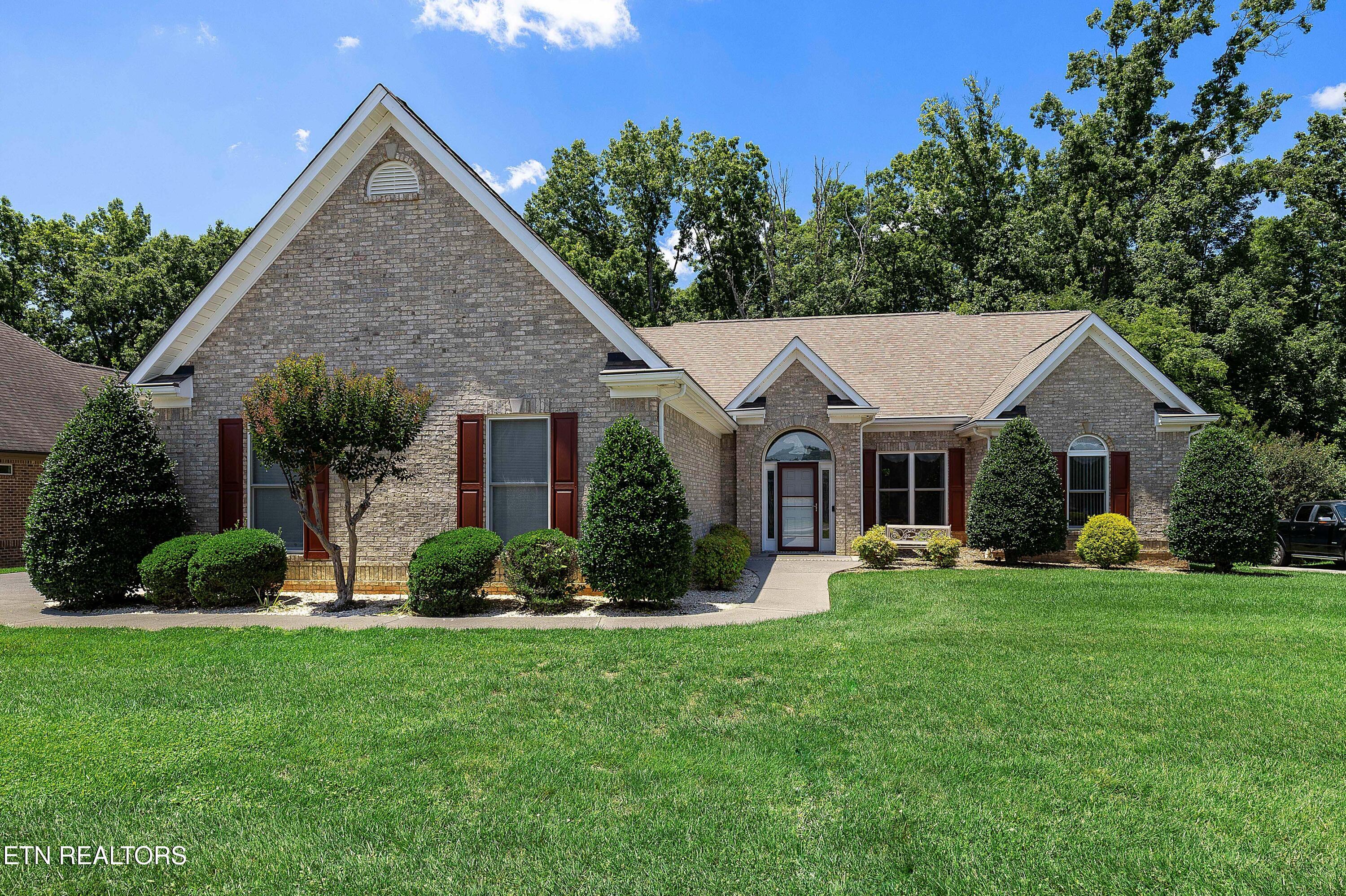 640 Windward Point Lenoir City TN 37772