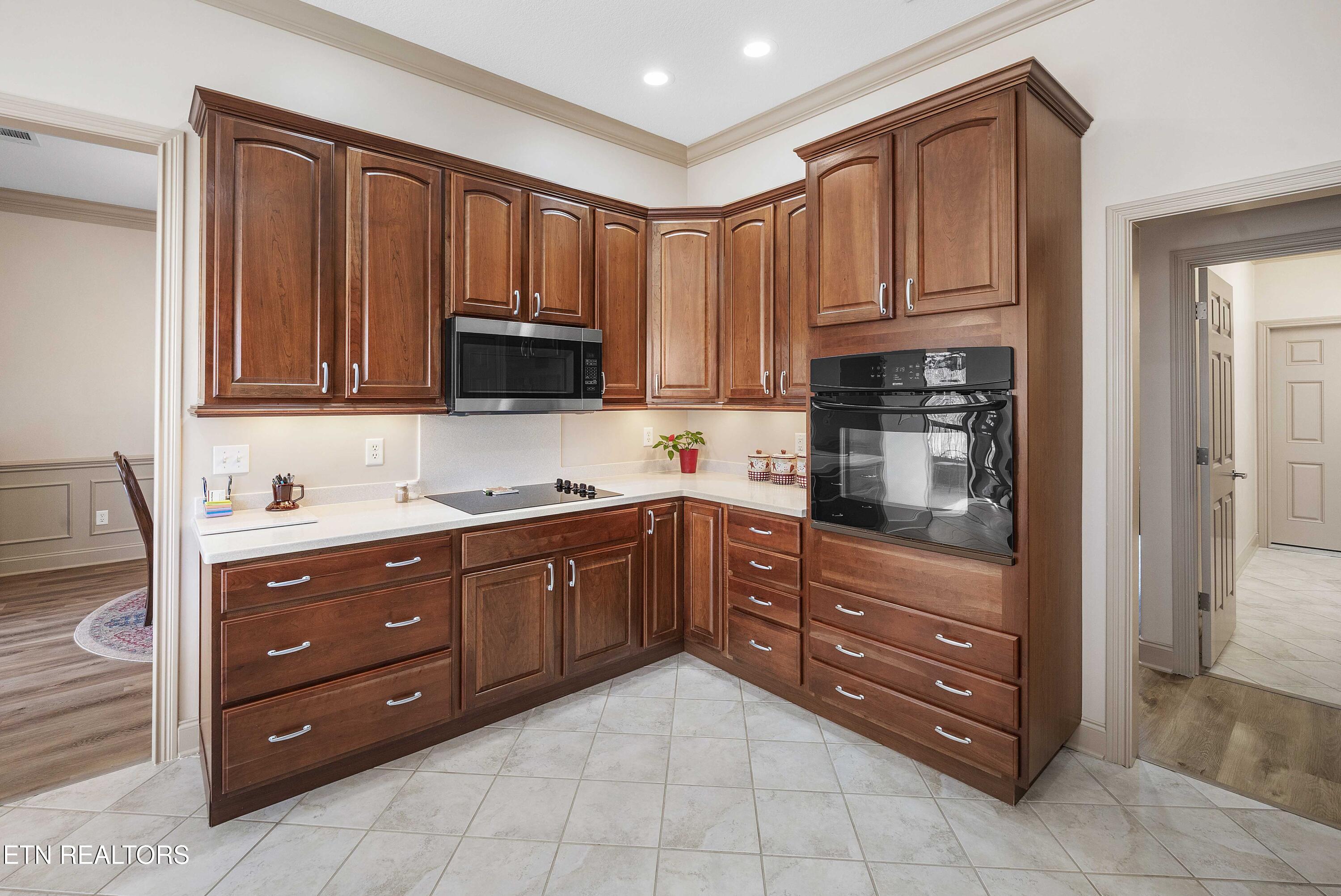 640 Windward Point Lenoir City TN 37772