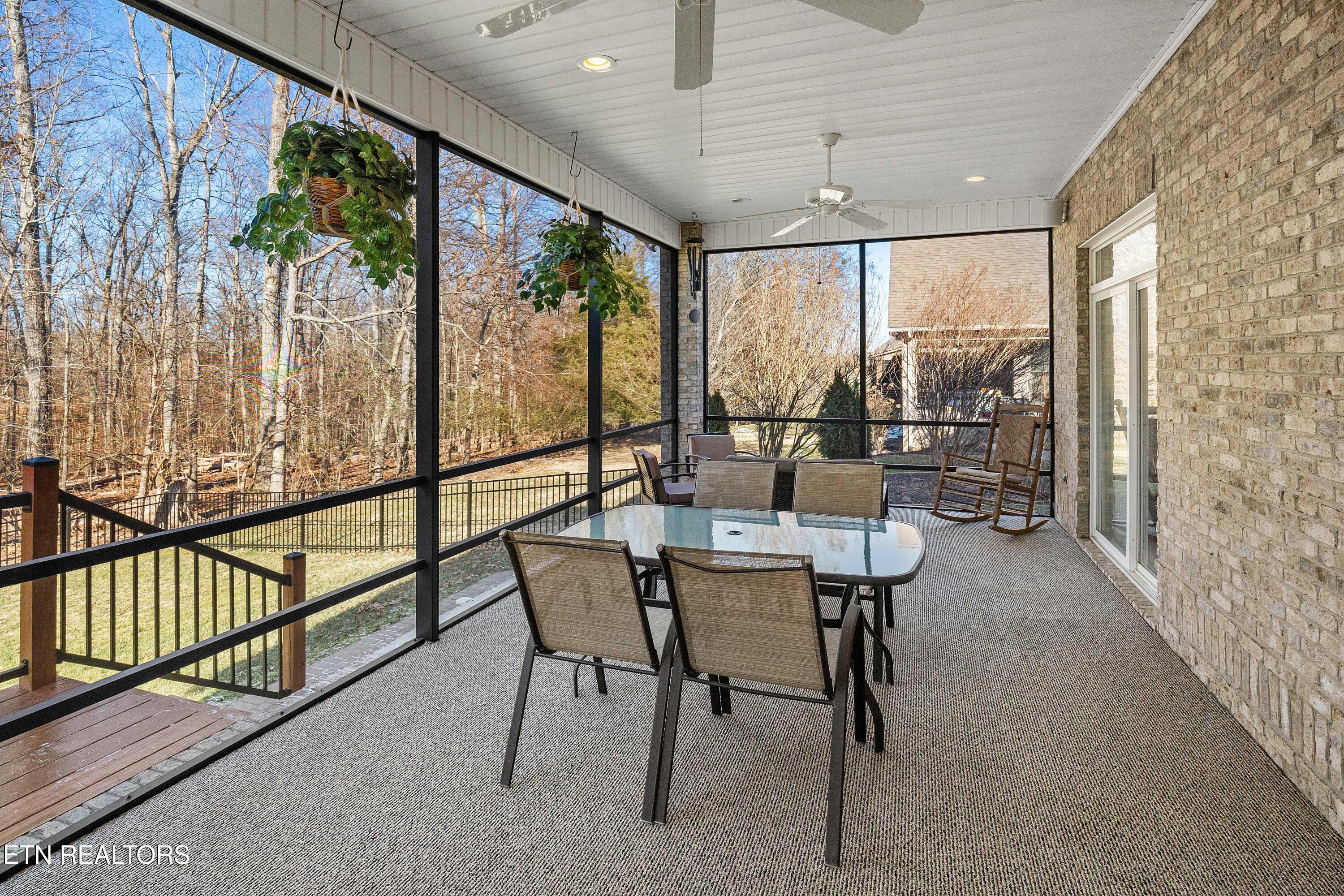 640 Windward Point Lenoir City TN 37772