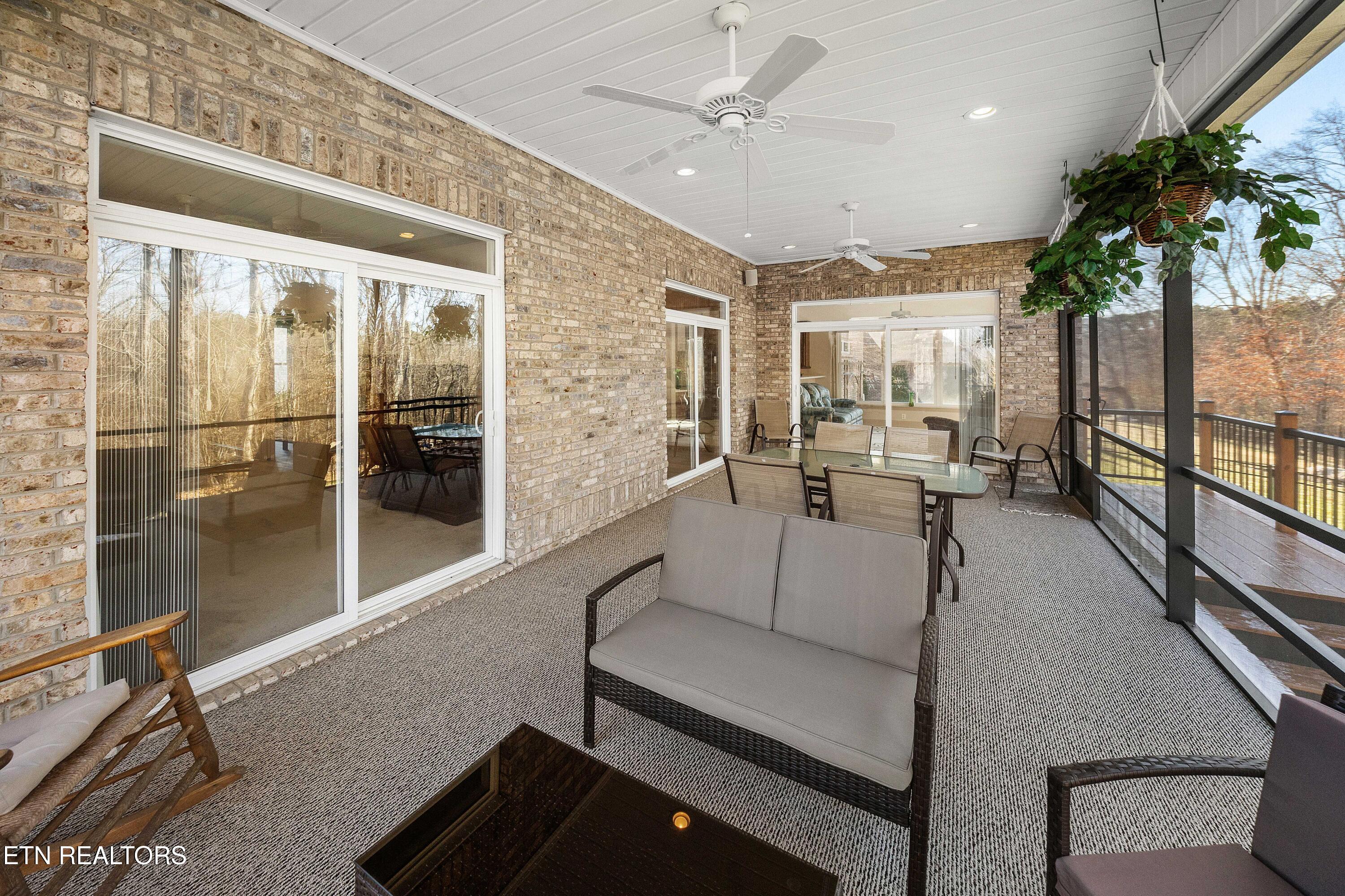 640 Windward Point Lenoir City TN 37772