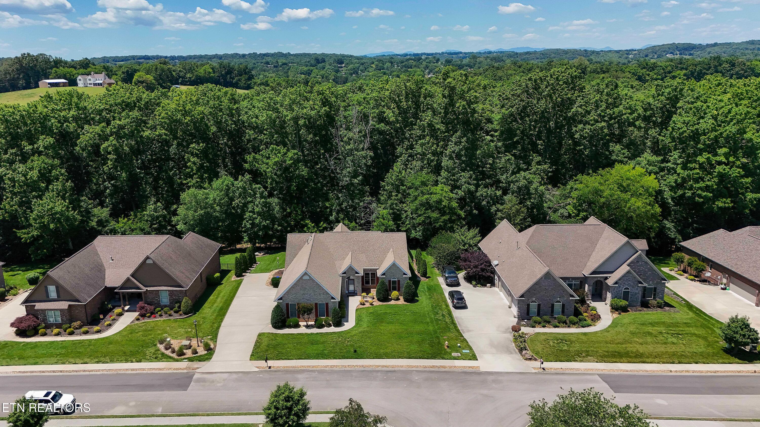 640 Windward Point Lenoir City TN 37772