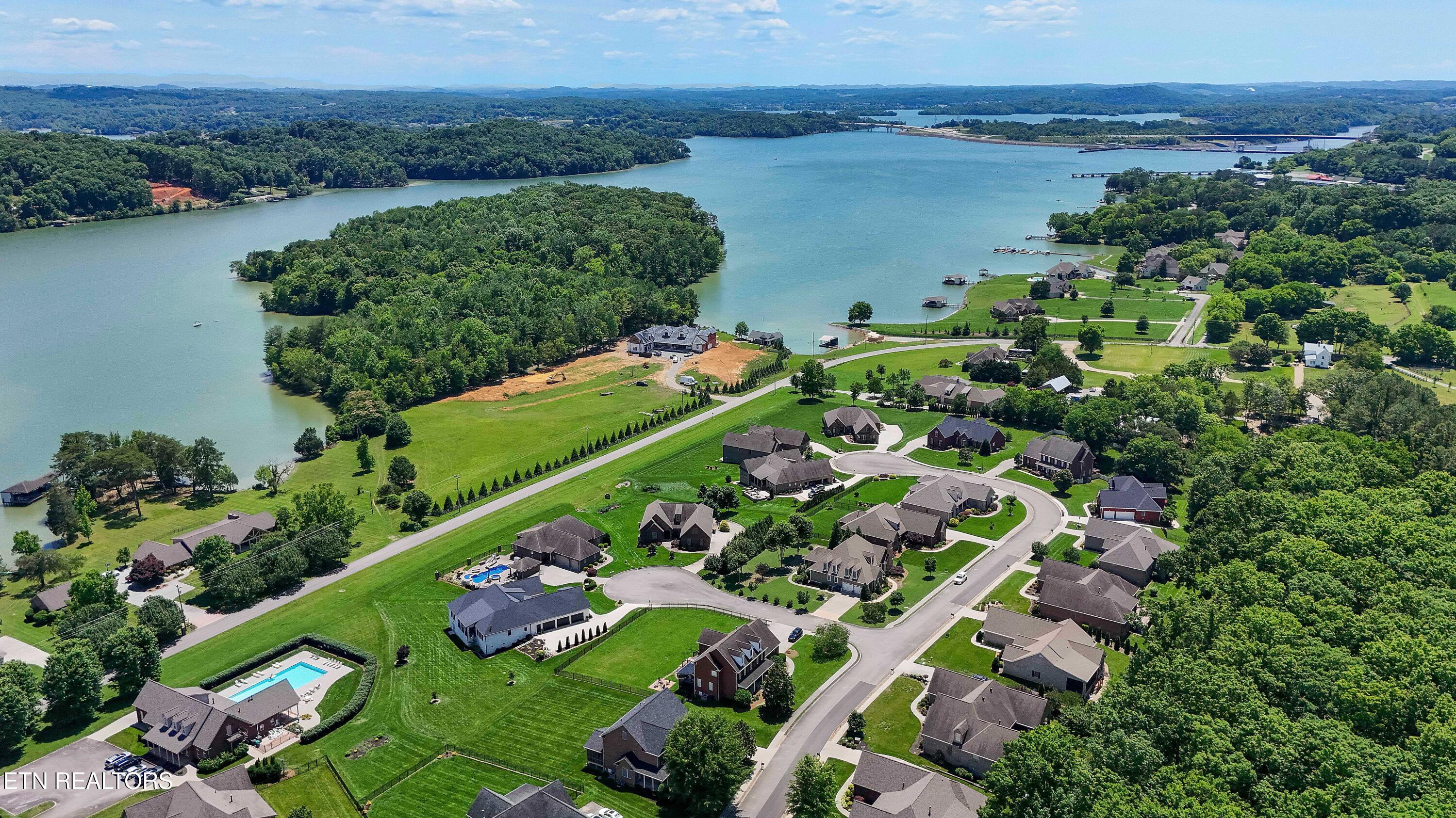 640 Windward Point Lenoir City TN 37772