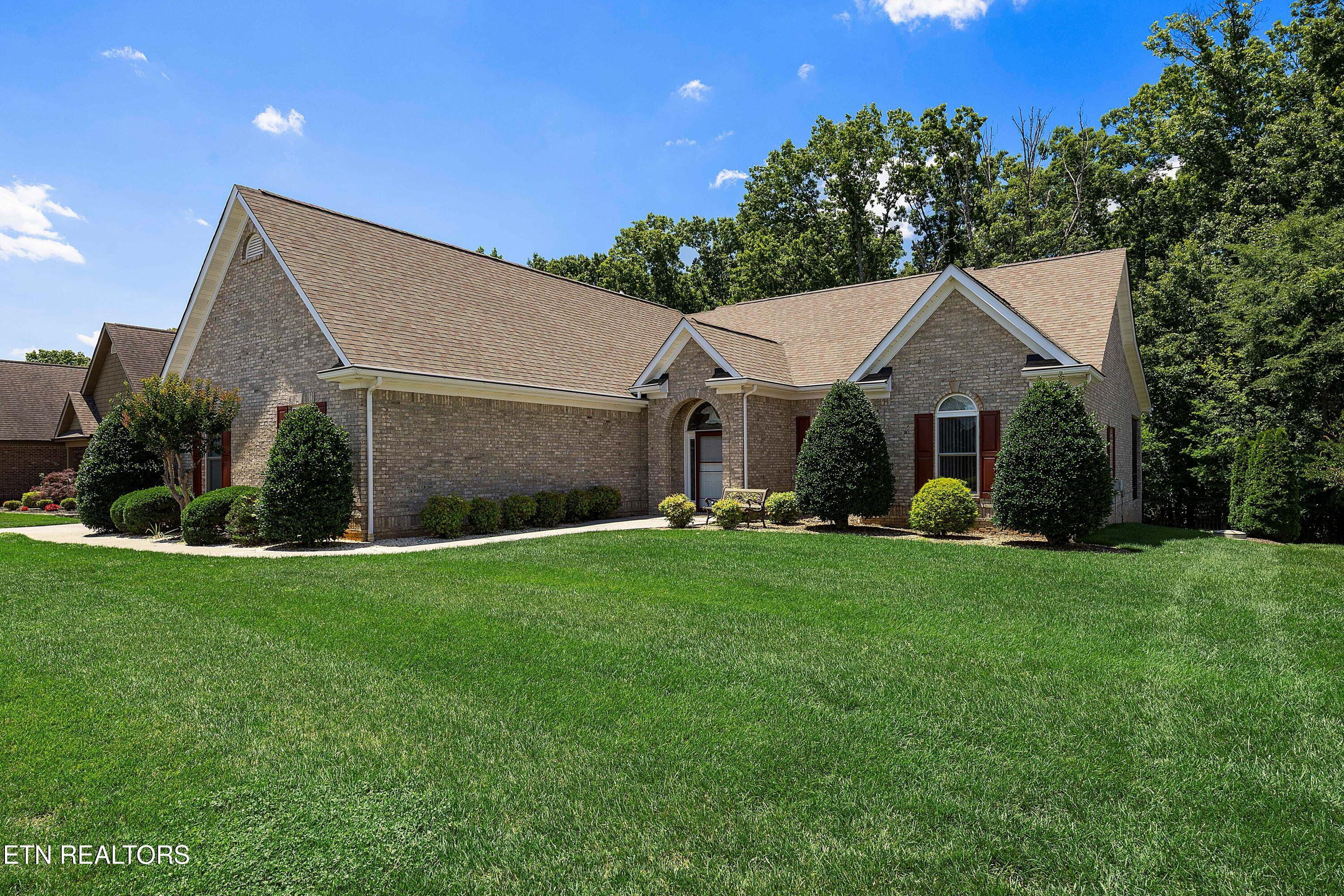 640 Windward Point Lenoir City TN 37772