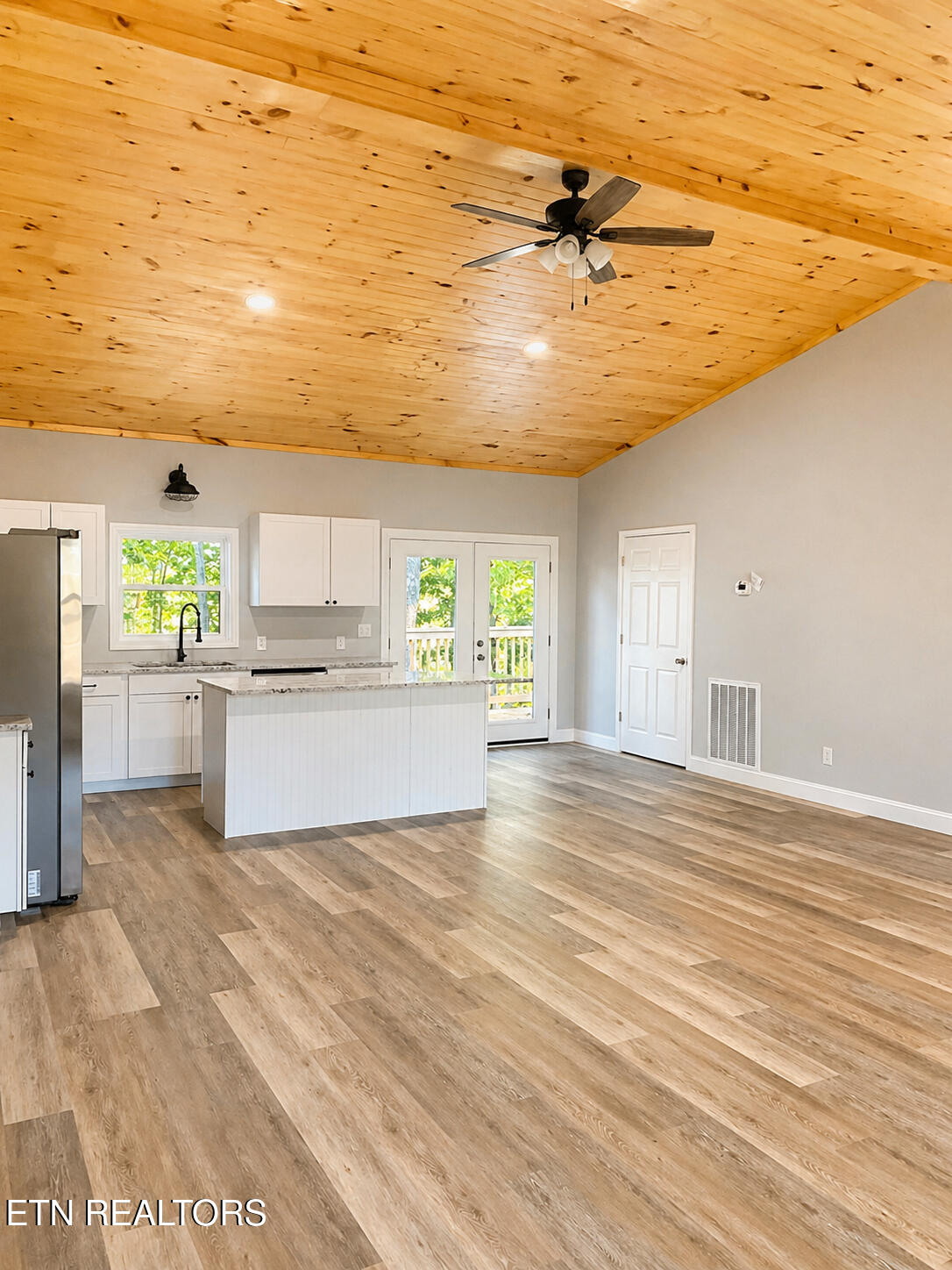 105 County Road 344 Sweetwater TN 37874