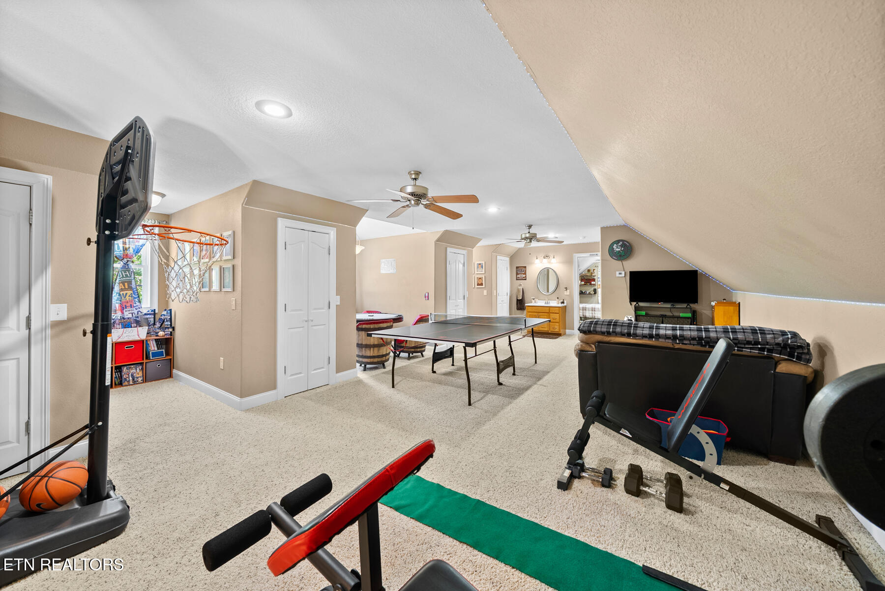 5171 Wilder Road Grimsley TN 38565