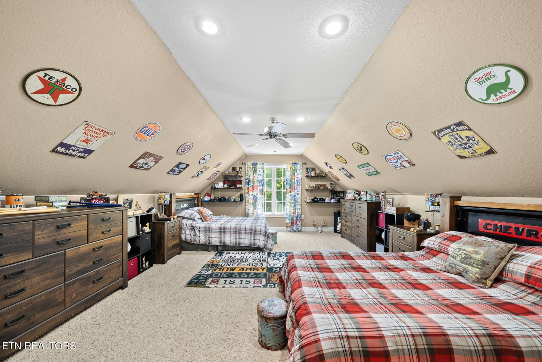 5171 Wilder Road Grimsley TN 38565