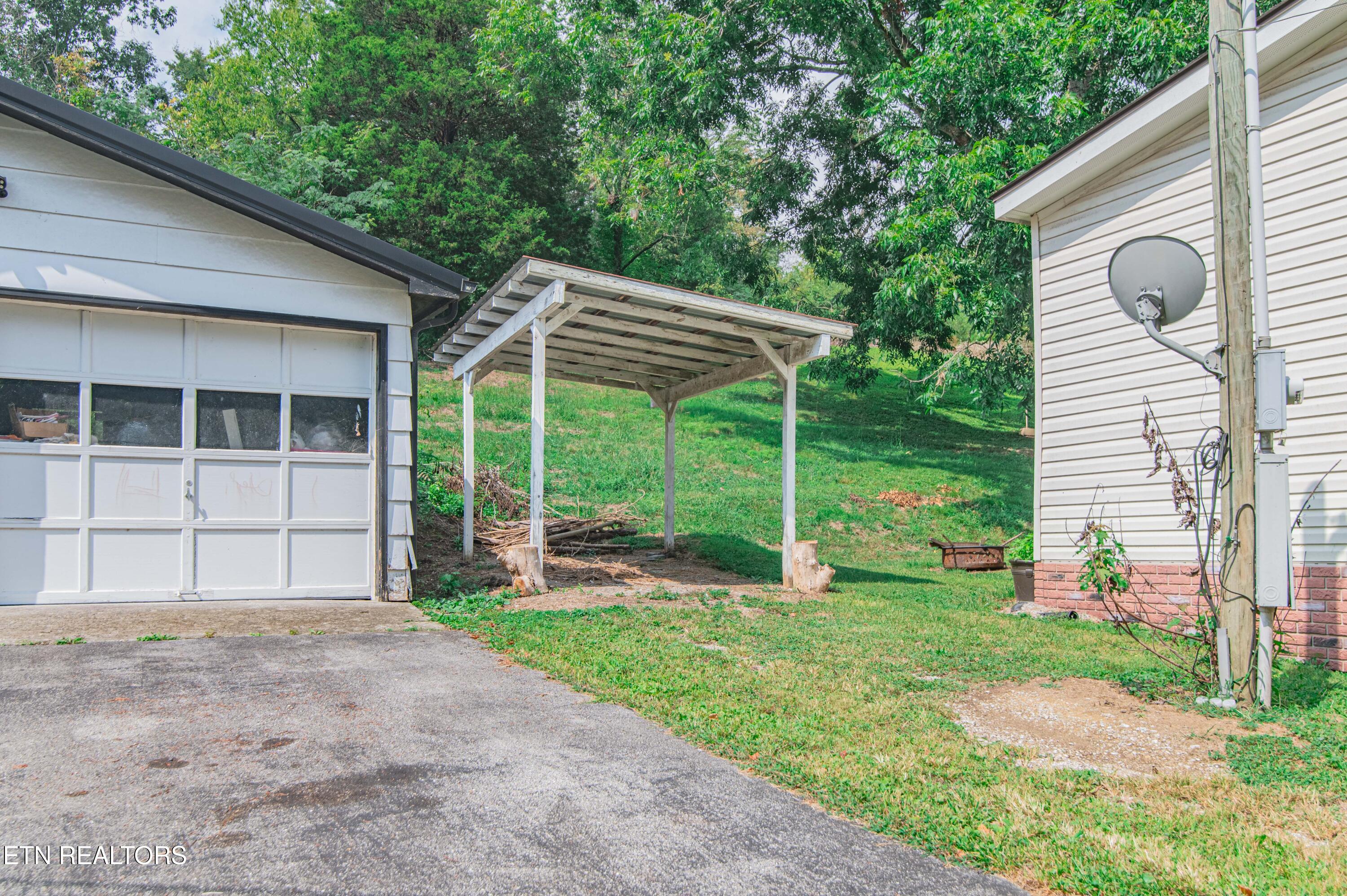 2700 Hwy Tennessee 116 Caryville TN 37714