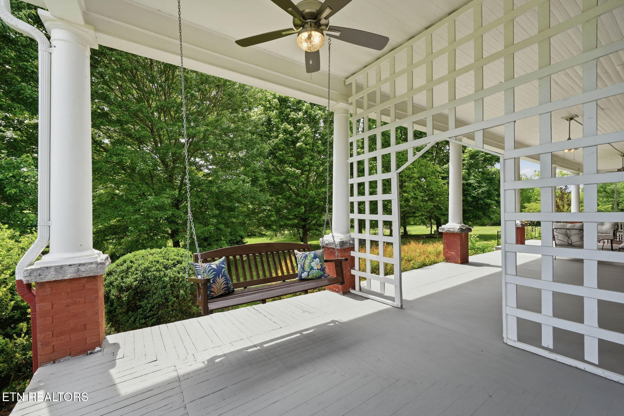 240 Maplehurst Lane Bluff City TN 37618