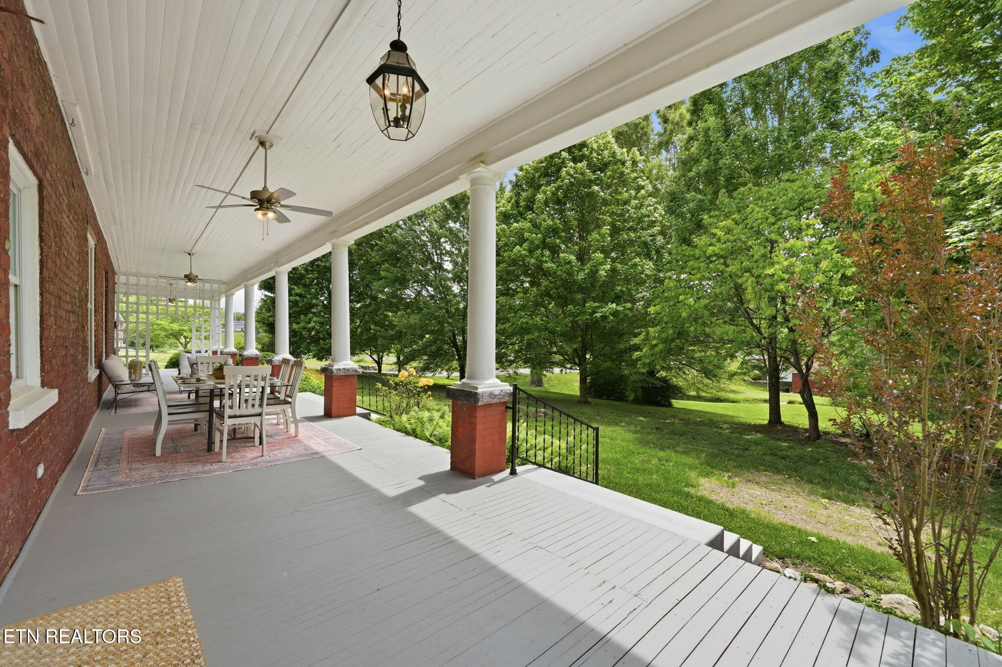 240 Maplehurst Lane Bluff City TN 37618
