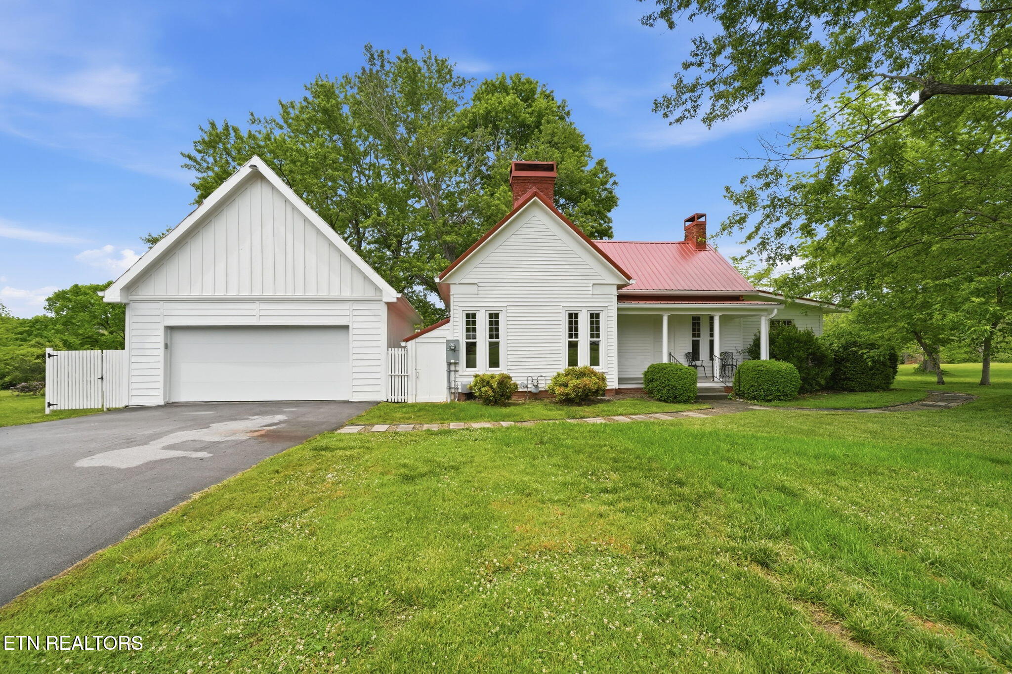 240 Maplehurst Lane Bluff City TN 37618
