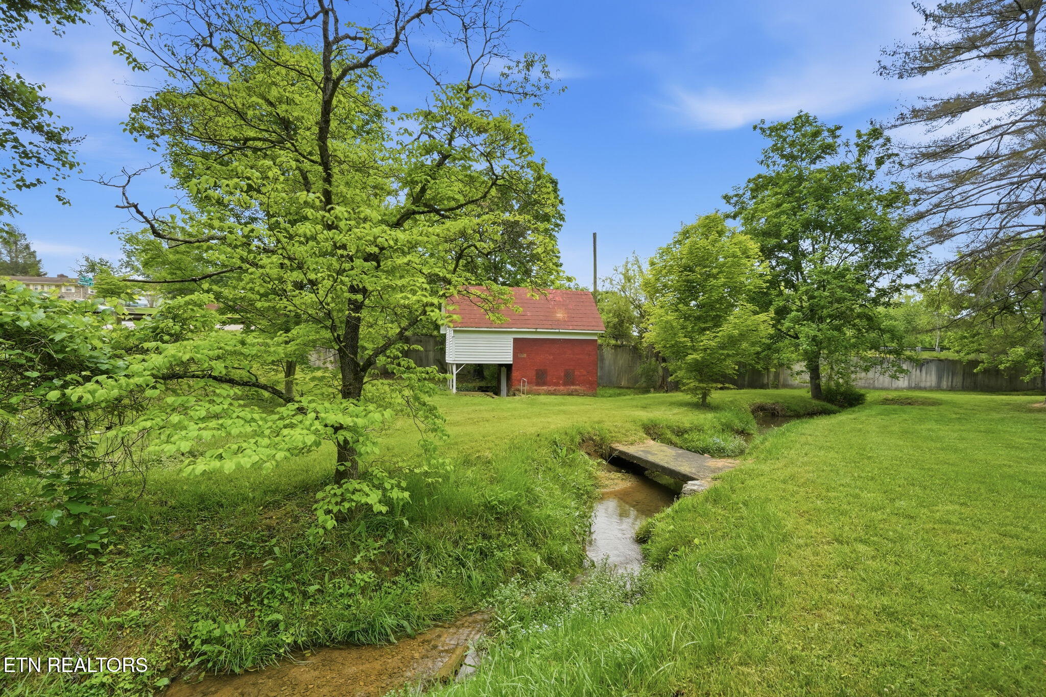 240 Maplehurst Lane Bluff City TN 37618