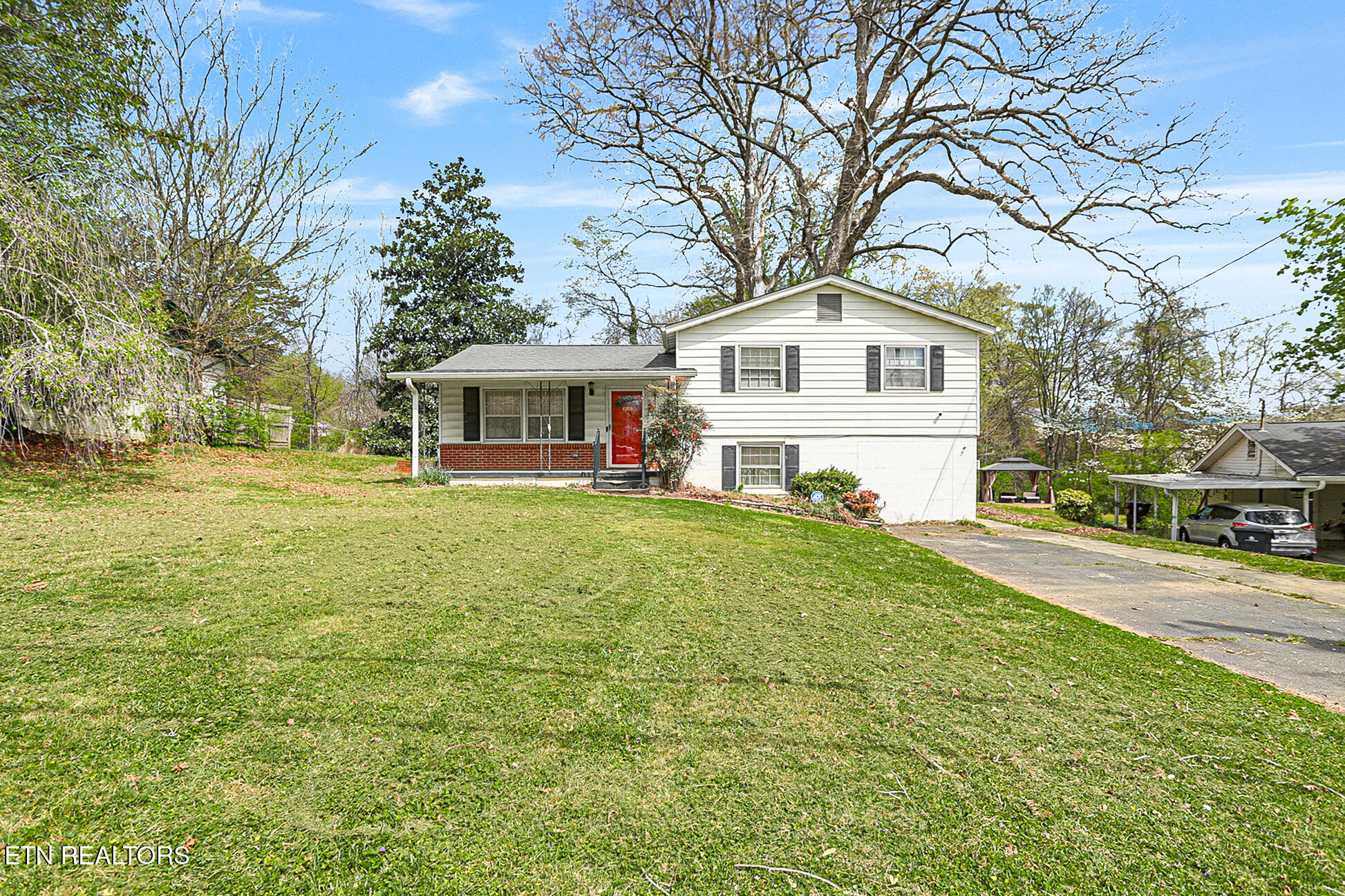 4205 Myrtlewood Drive Knoxville TN 37921