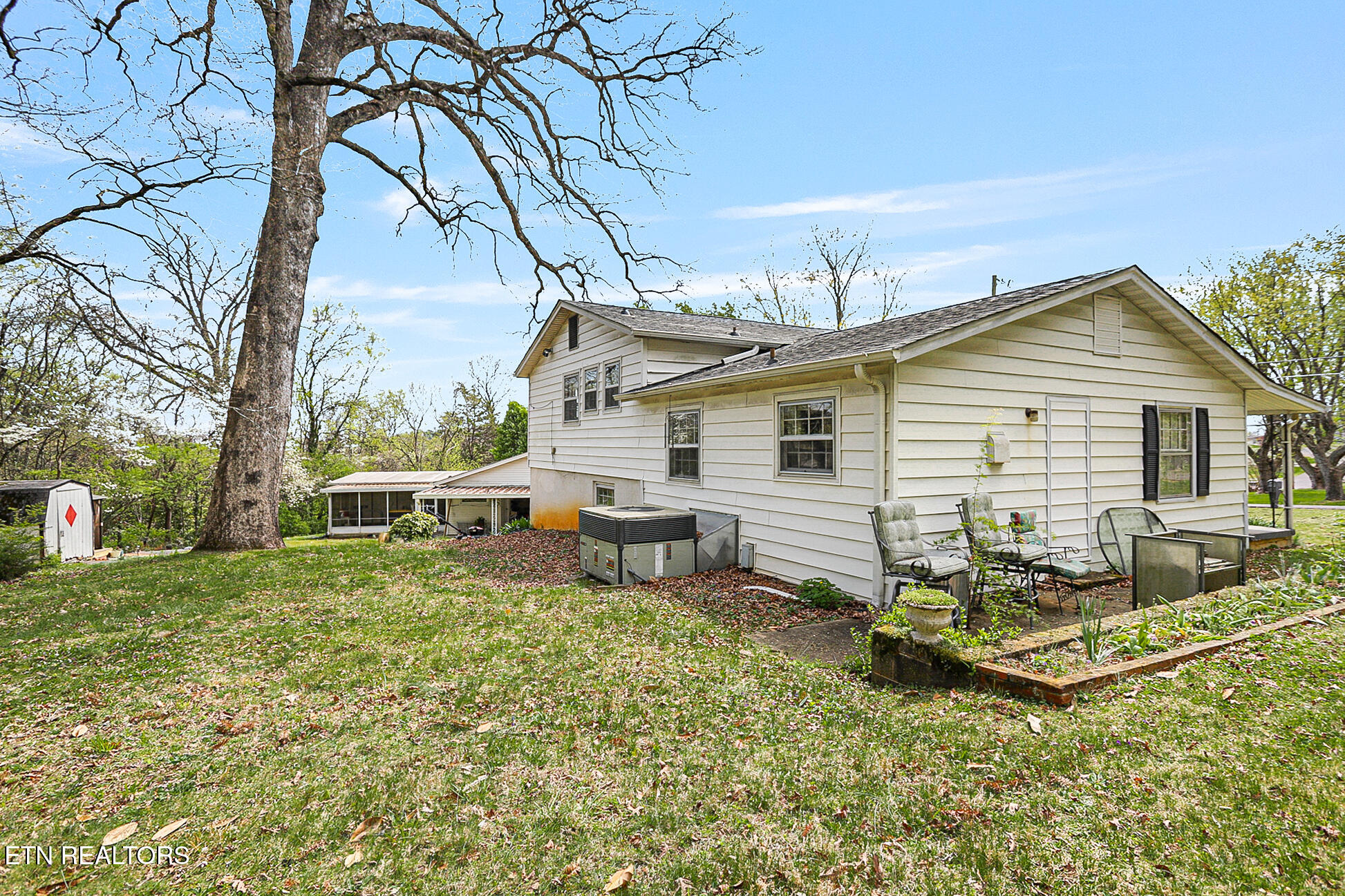 4205 Myrtlewood Drive Knoxville TN 37921