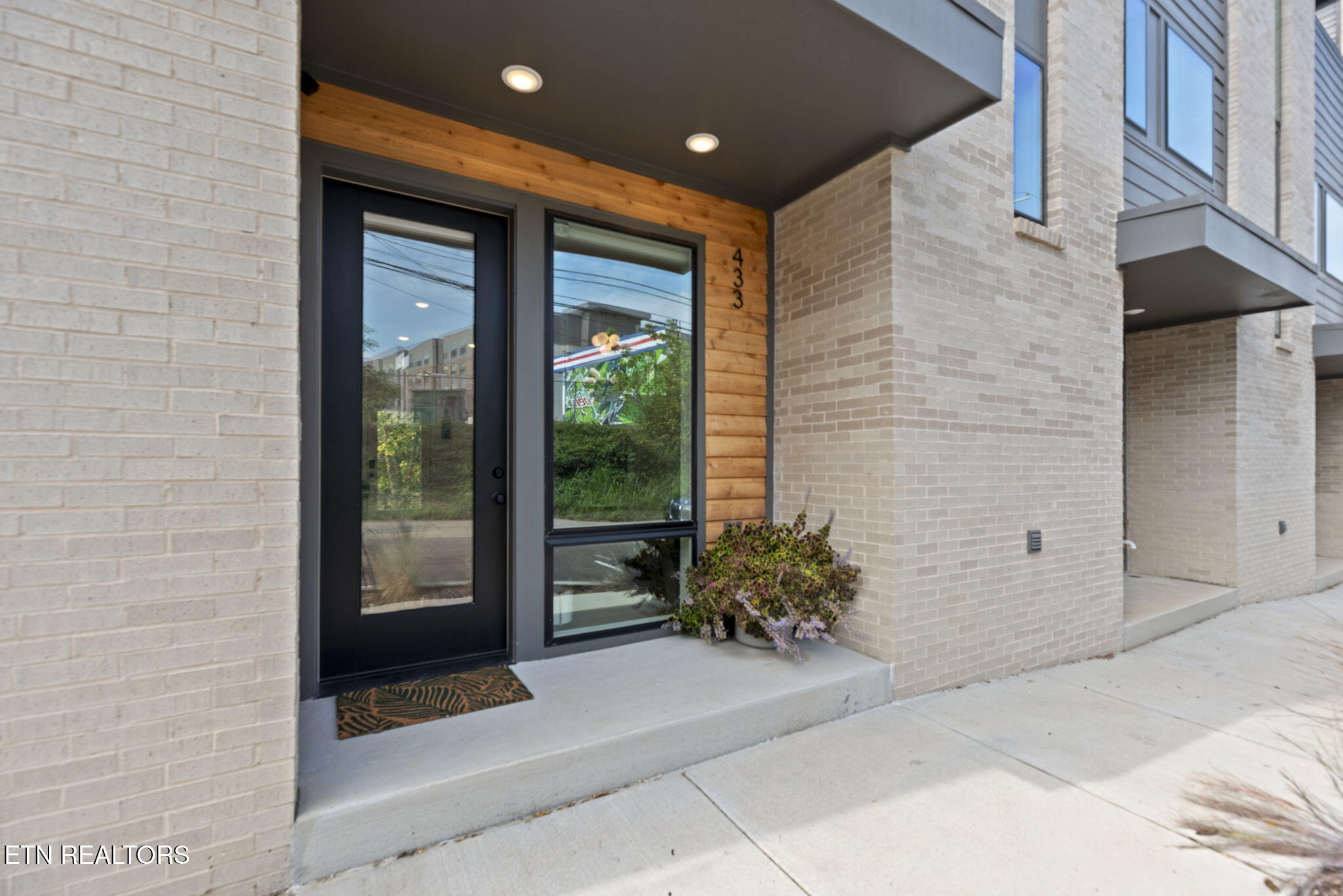433 Saint Paul Street Knoxville TN 37920