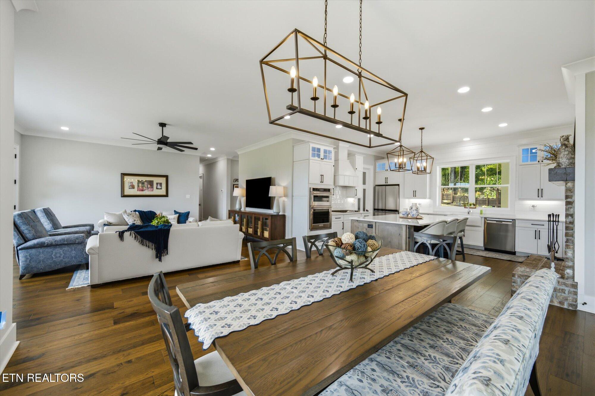 3817 Peterson Road Greenback TN 37742