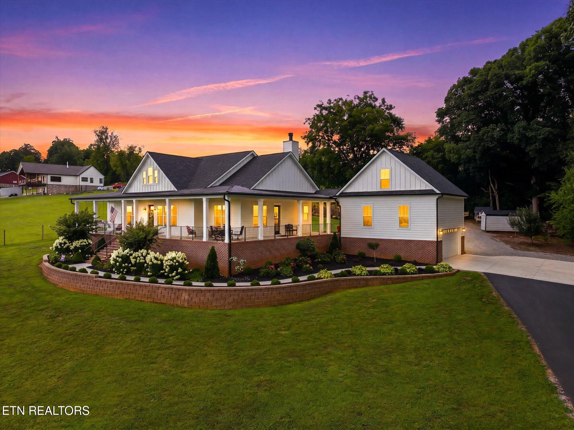 3817 Peterson Road Greenback TN 37742