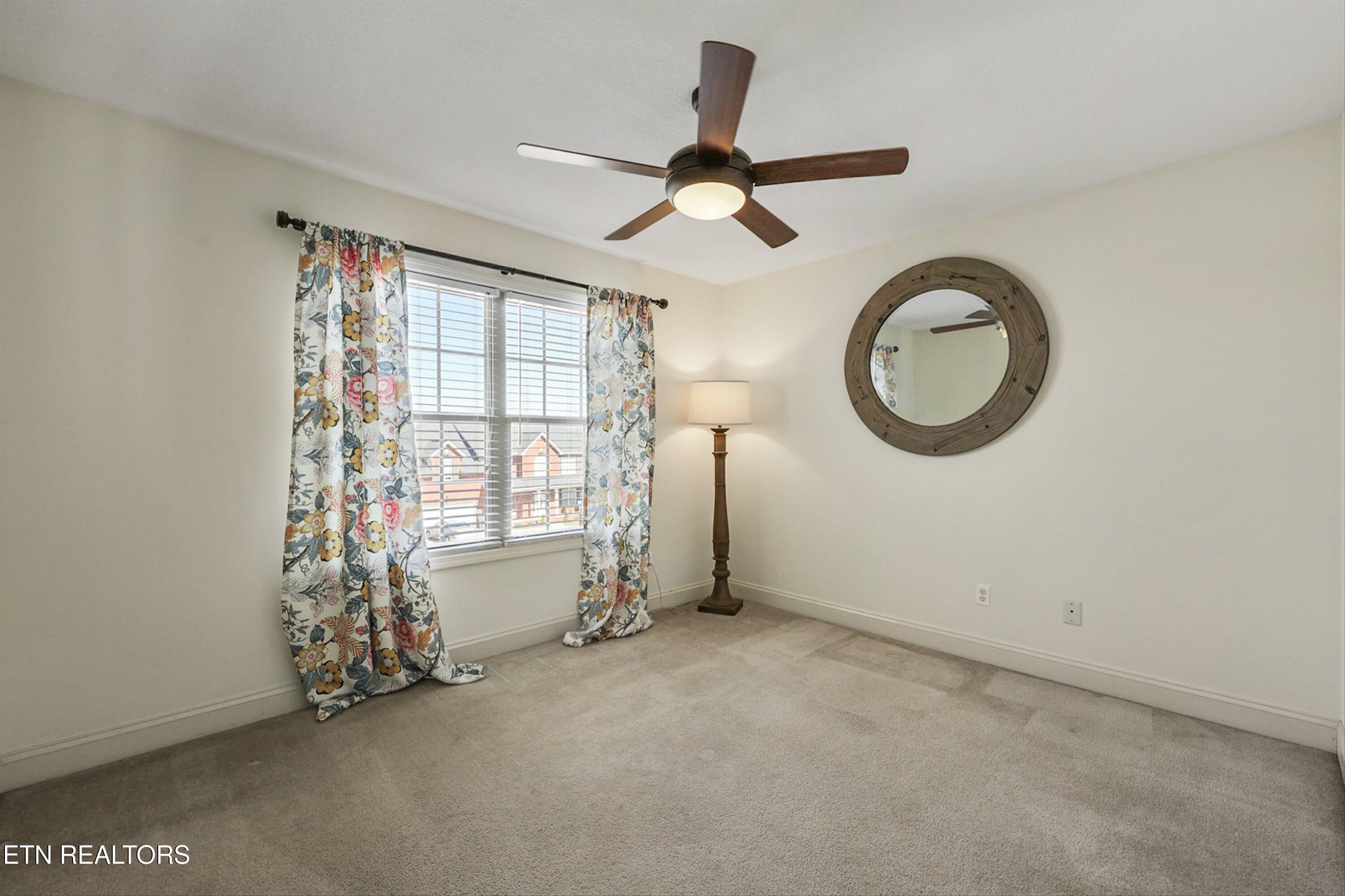 8434 Shoregate Lane Knoxville TN 37938
