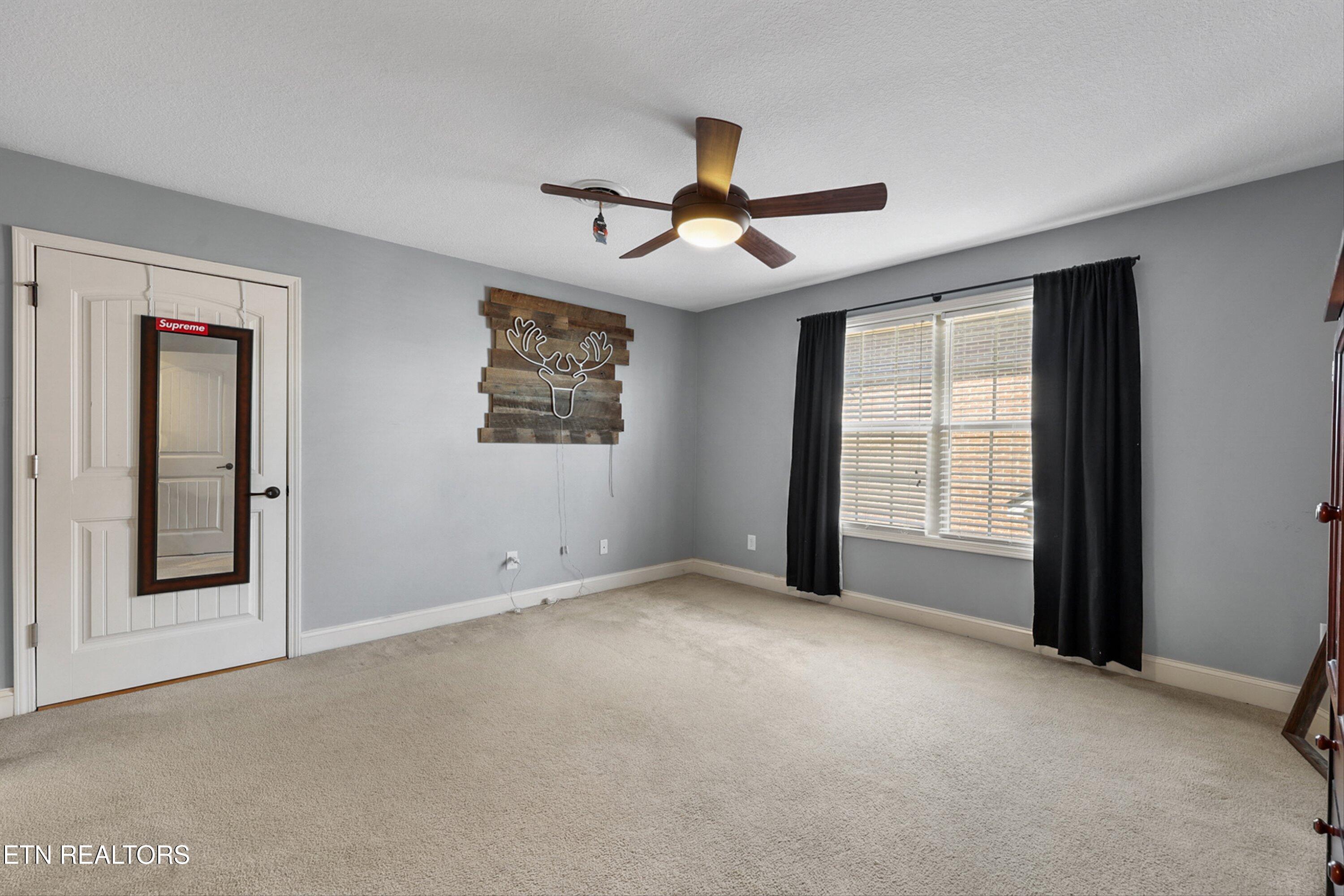 8434 Shoregate Lane Knoxville TN 37938