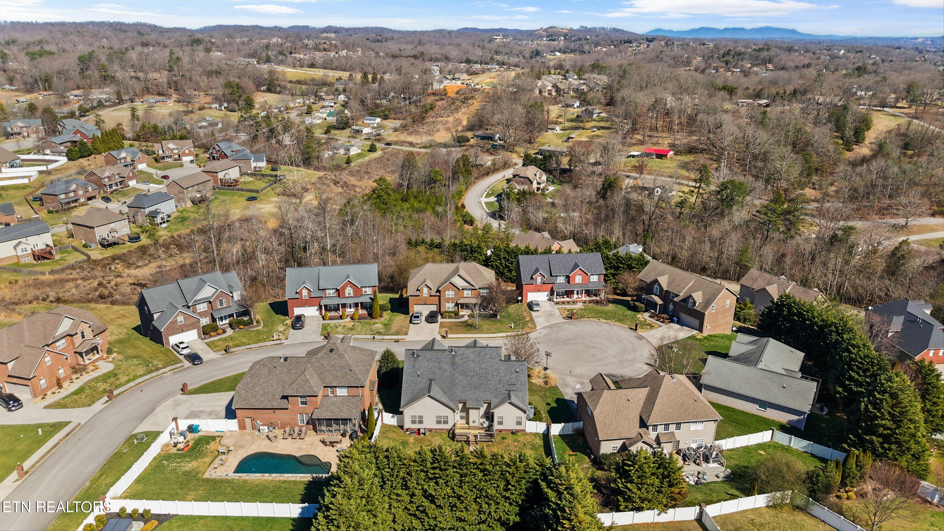 8434 Shoregate Lane Knoxville TN 37938