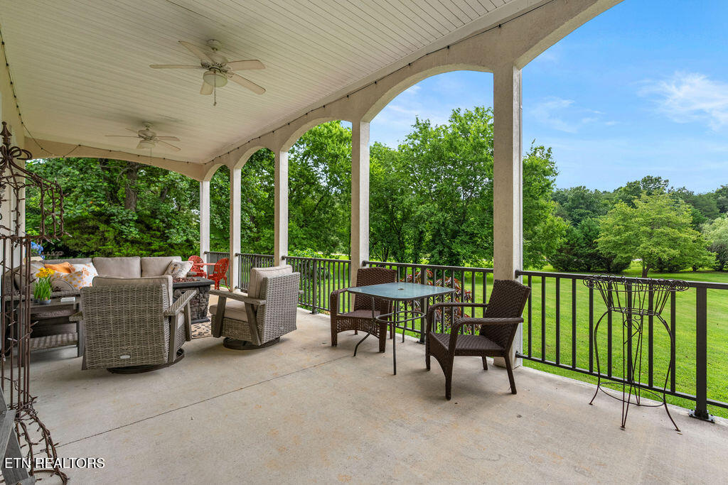 210 Indian Shadows Drive Maryville TN 37801