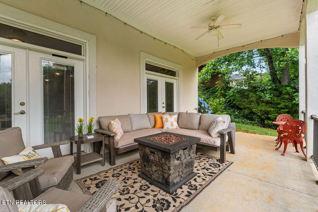 210 Indian Shadows Drive Maryville TN 37801