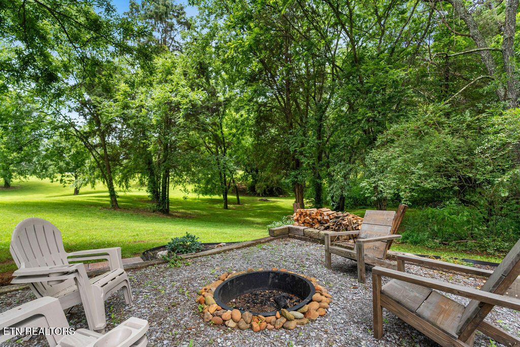 210 Indian Shadows Drive Maryville TN 37801