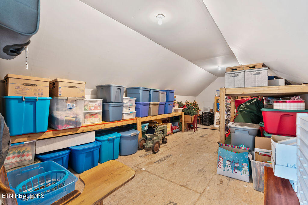210 Indian Shadows Drive Maryville TN 37801