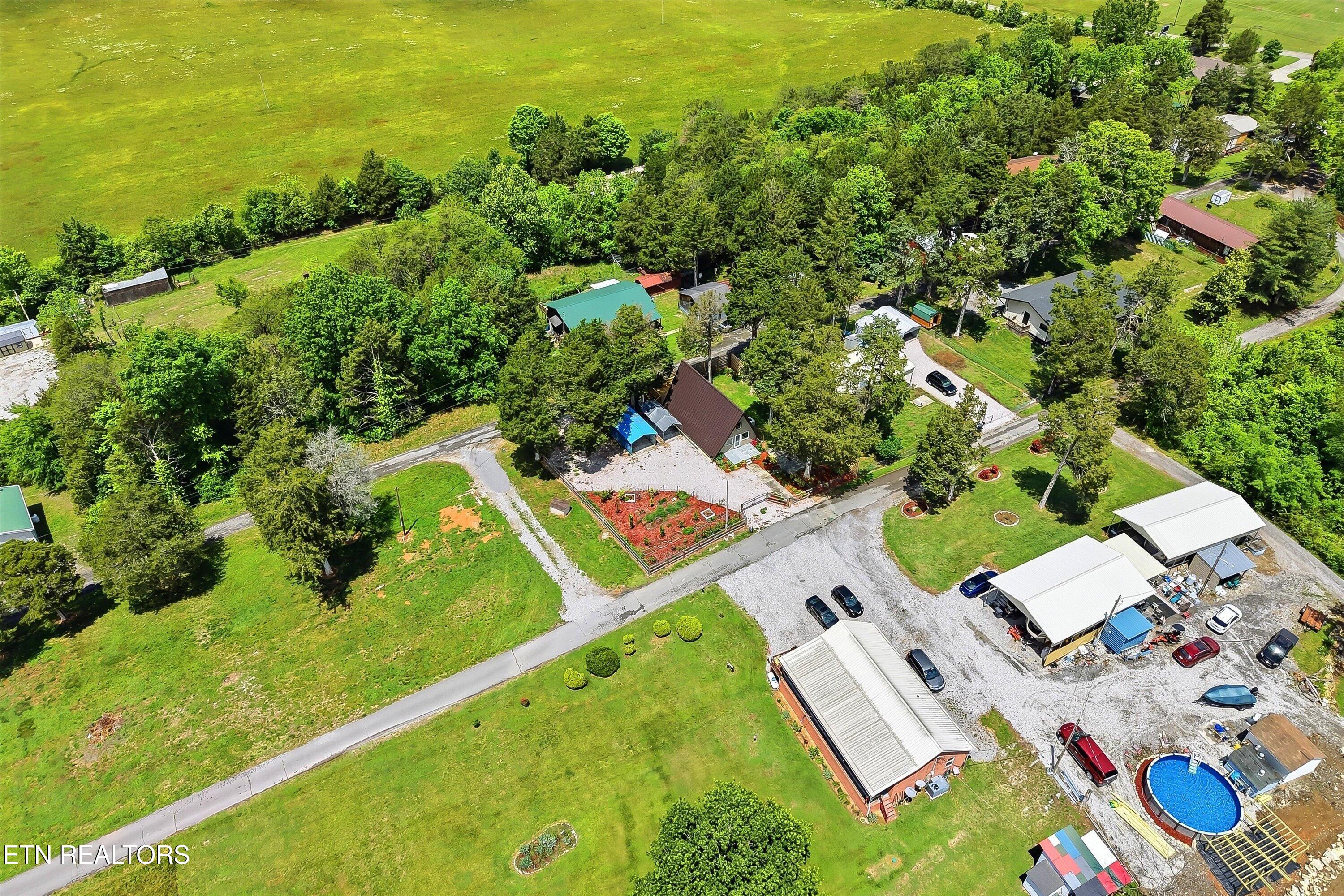 138 Harness Road New Tazewell TN 37825