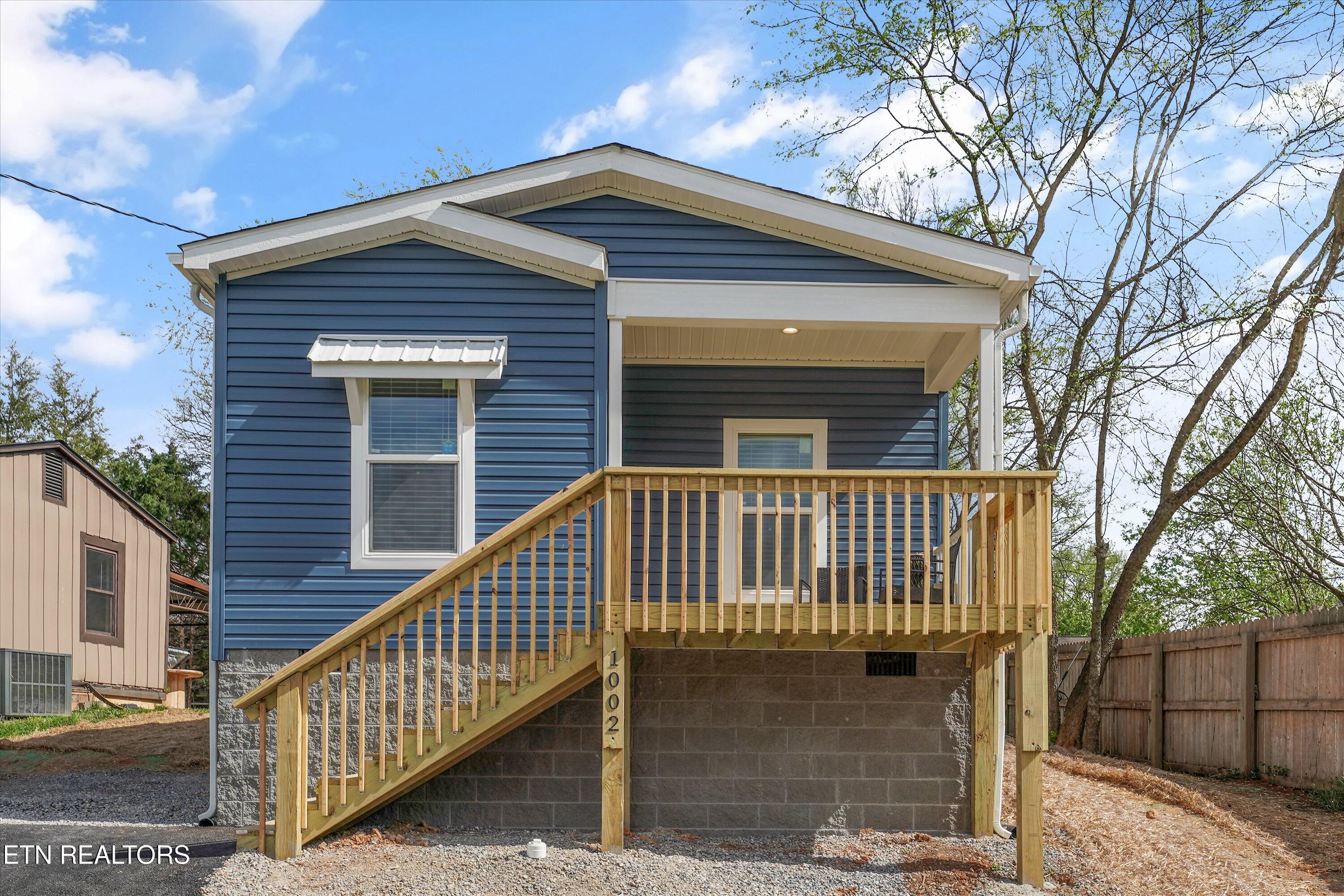 1002 Mynders Avenue Maryville TN 37801