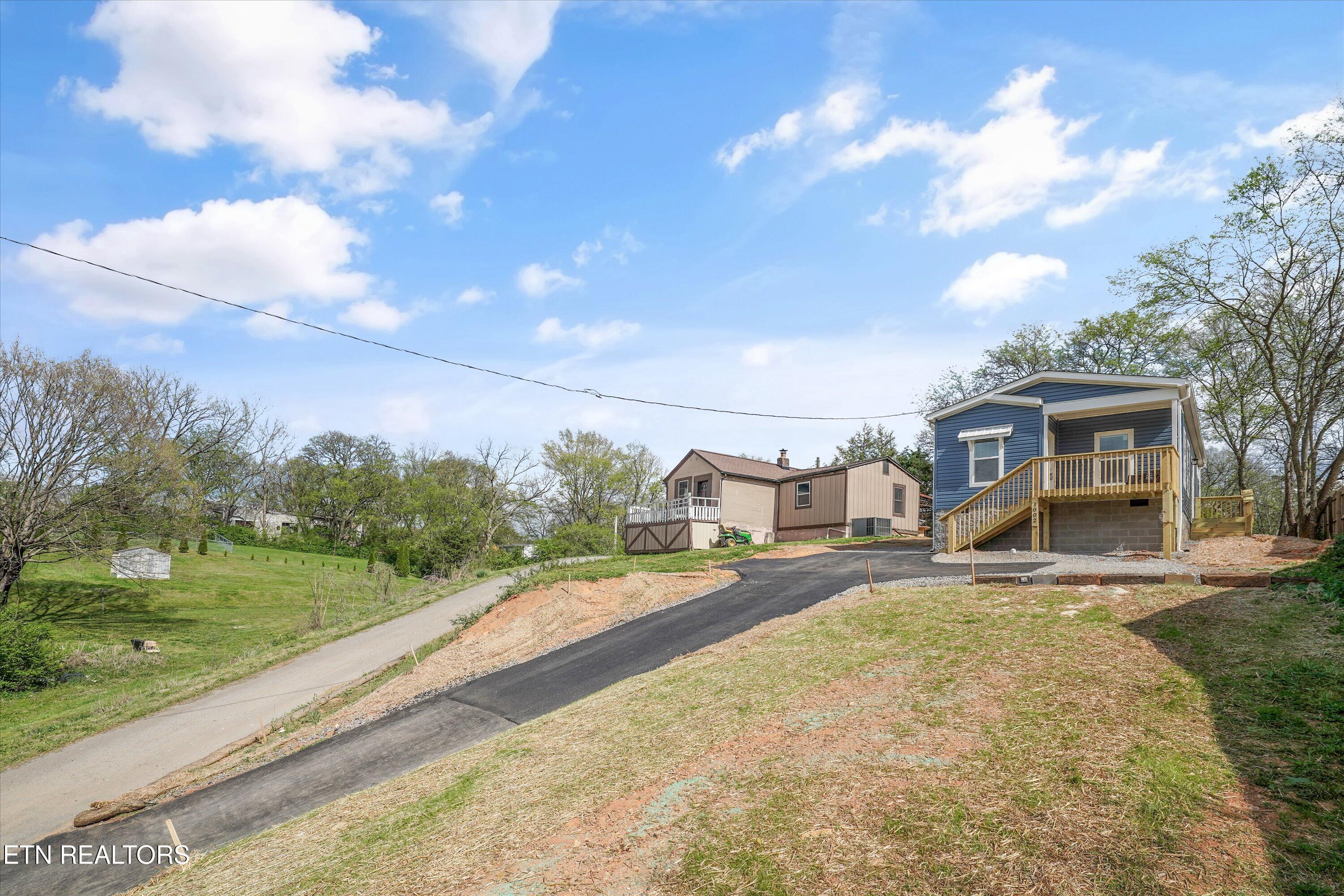1002 Mynders Avenue Maryville TN 37801