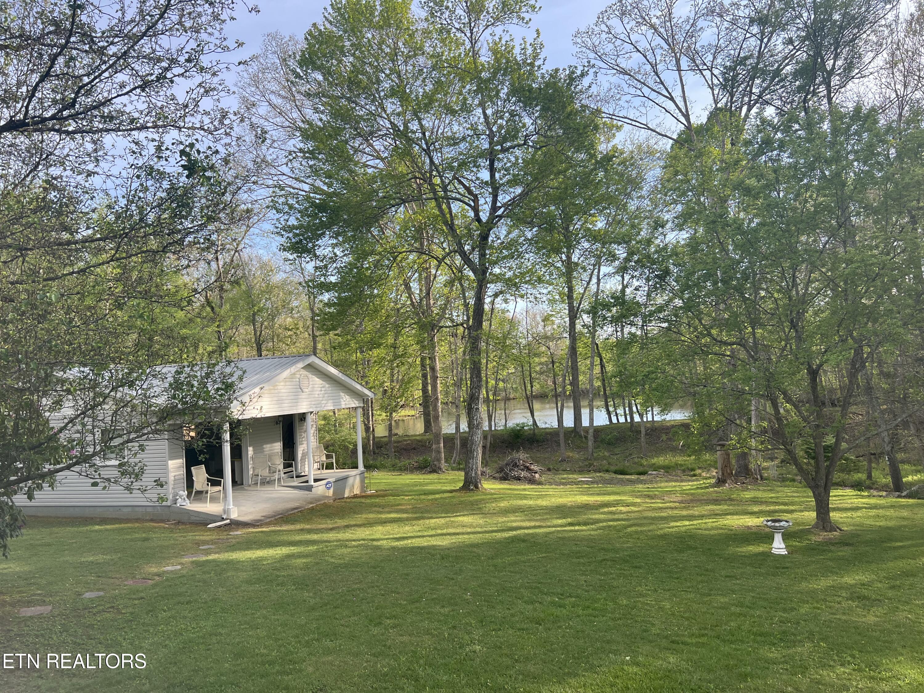 405 Halstead Drive Crossville TN 38555