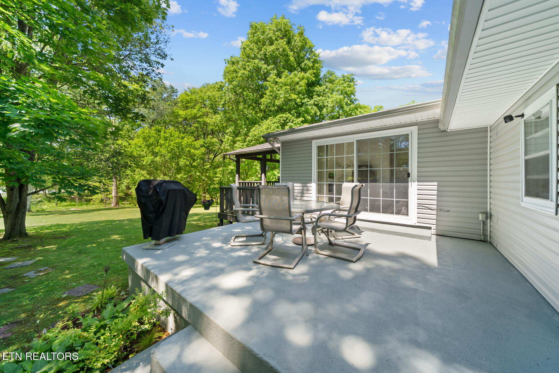 405 Halstead Drive Crossville TN 38555