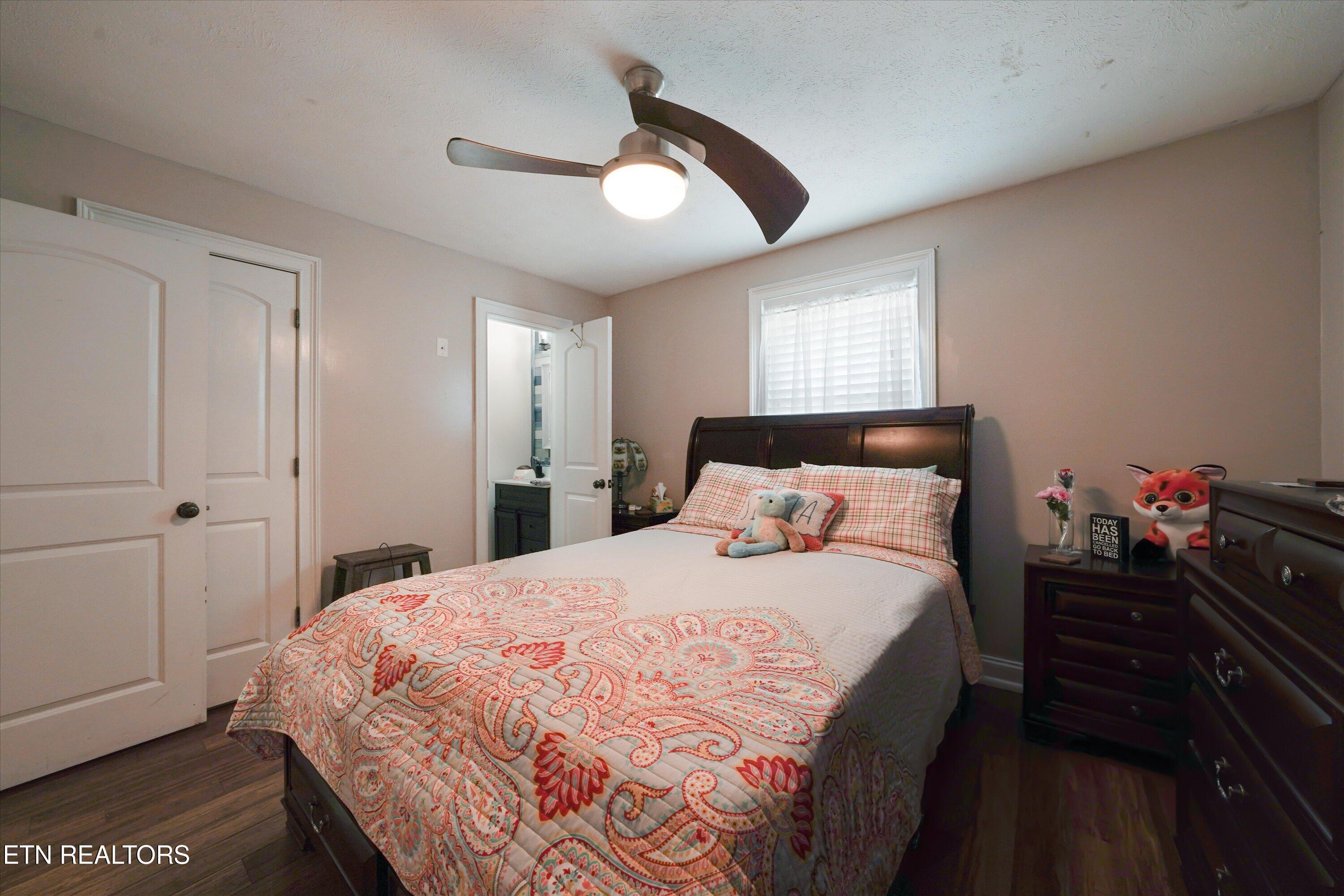 2833 Ithaca Drive Knoxville TN 37918