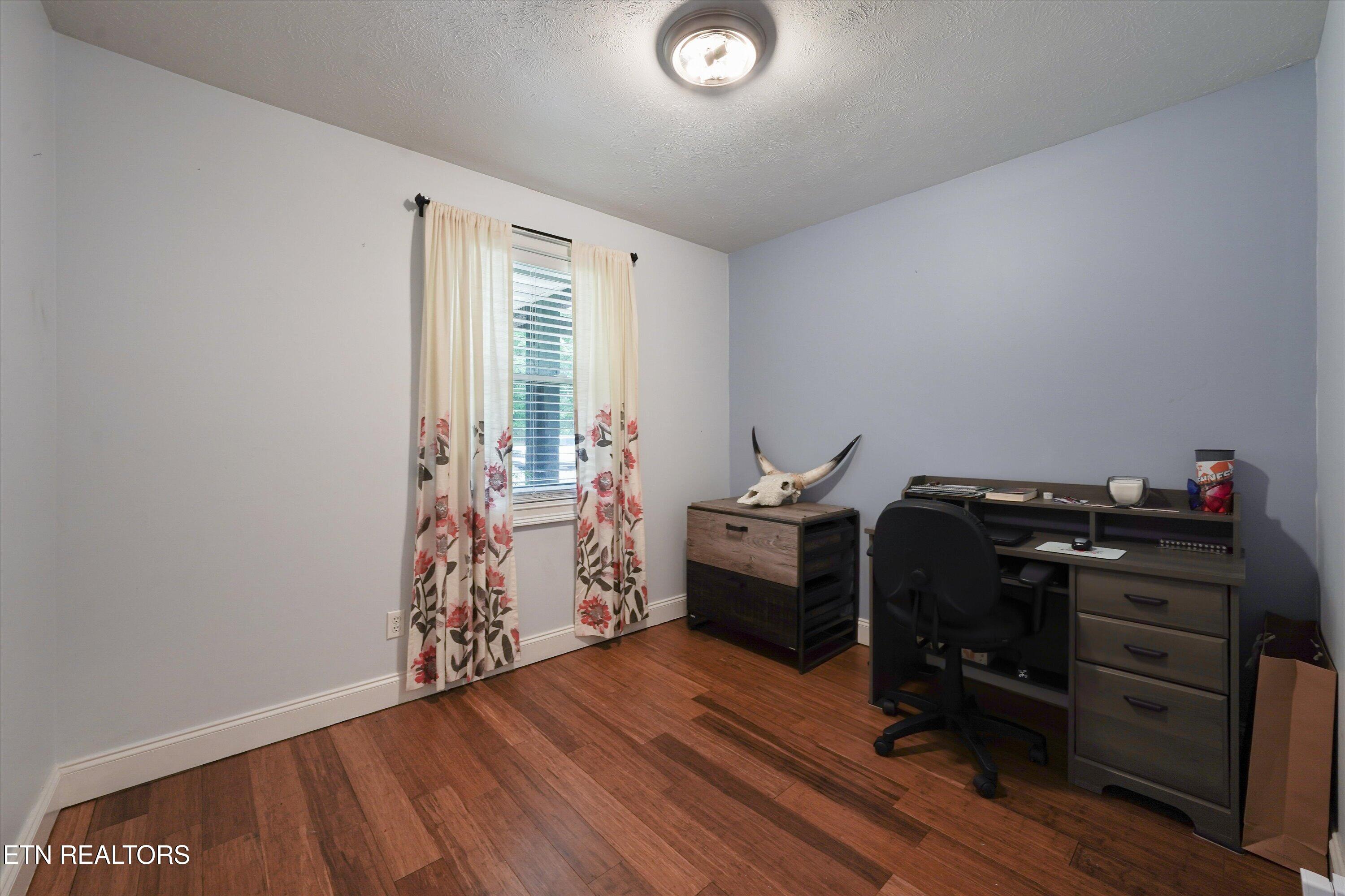 2833 Ithaca Drive Knoxville TN 37918