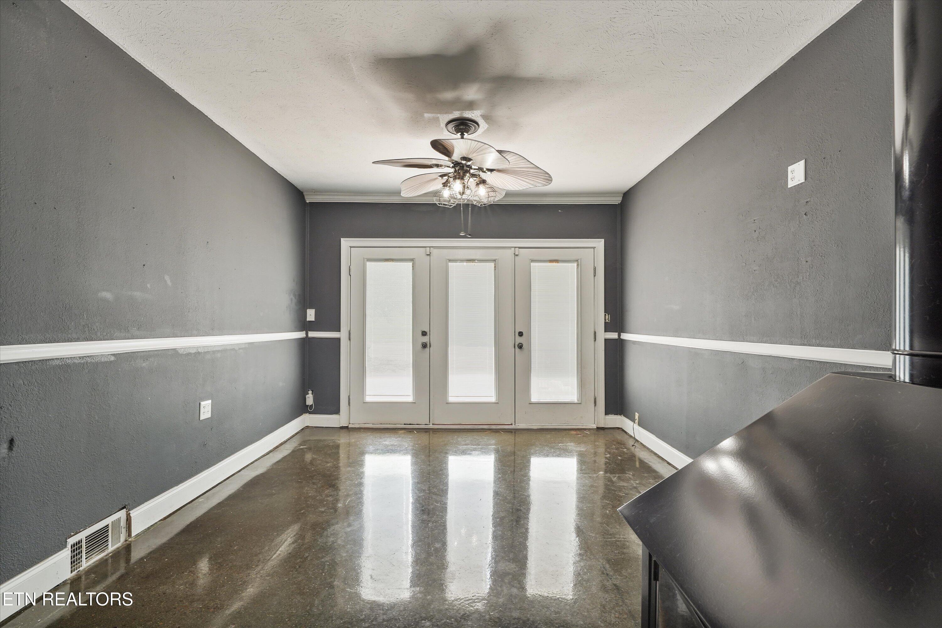 2833 Ithaca Drive Knoxville TN 37918